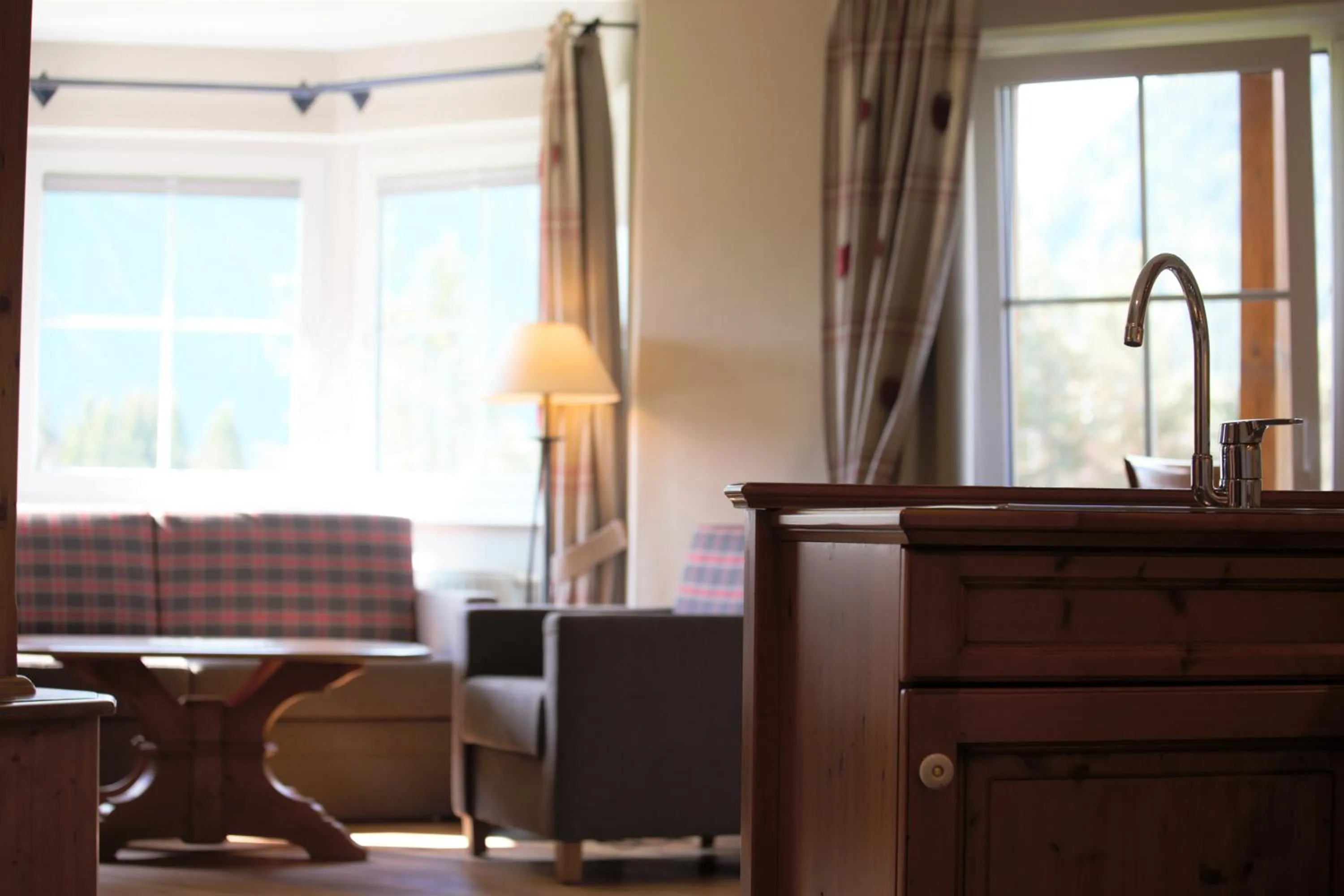 Photo of the whole room in MONS suites wine passion