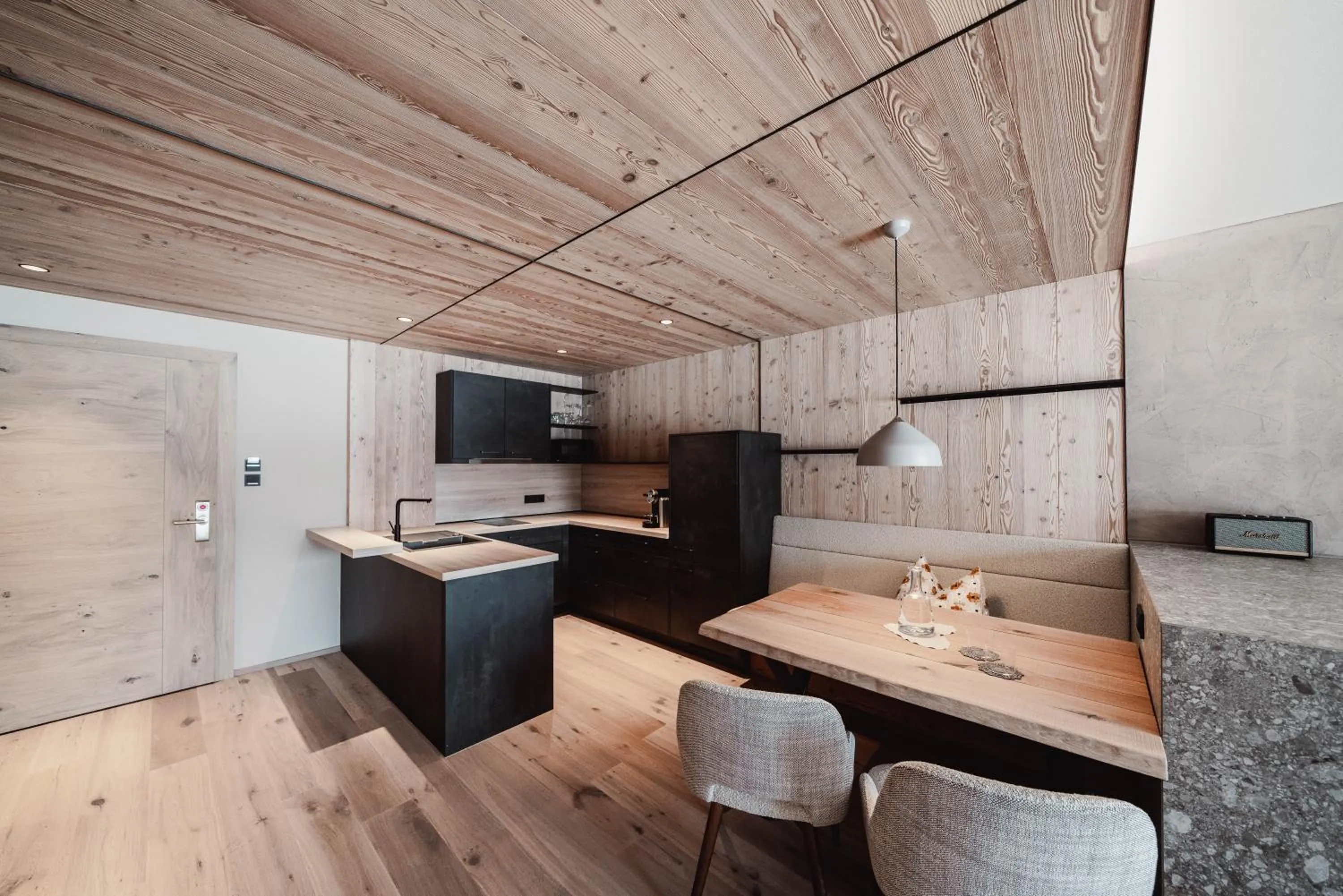 Photo of the whole room in MONS suites wine passion