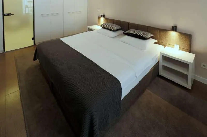 Bed in Adresa Suites
