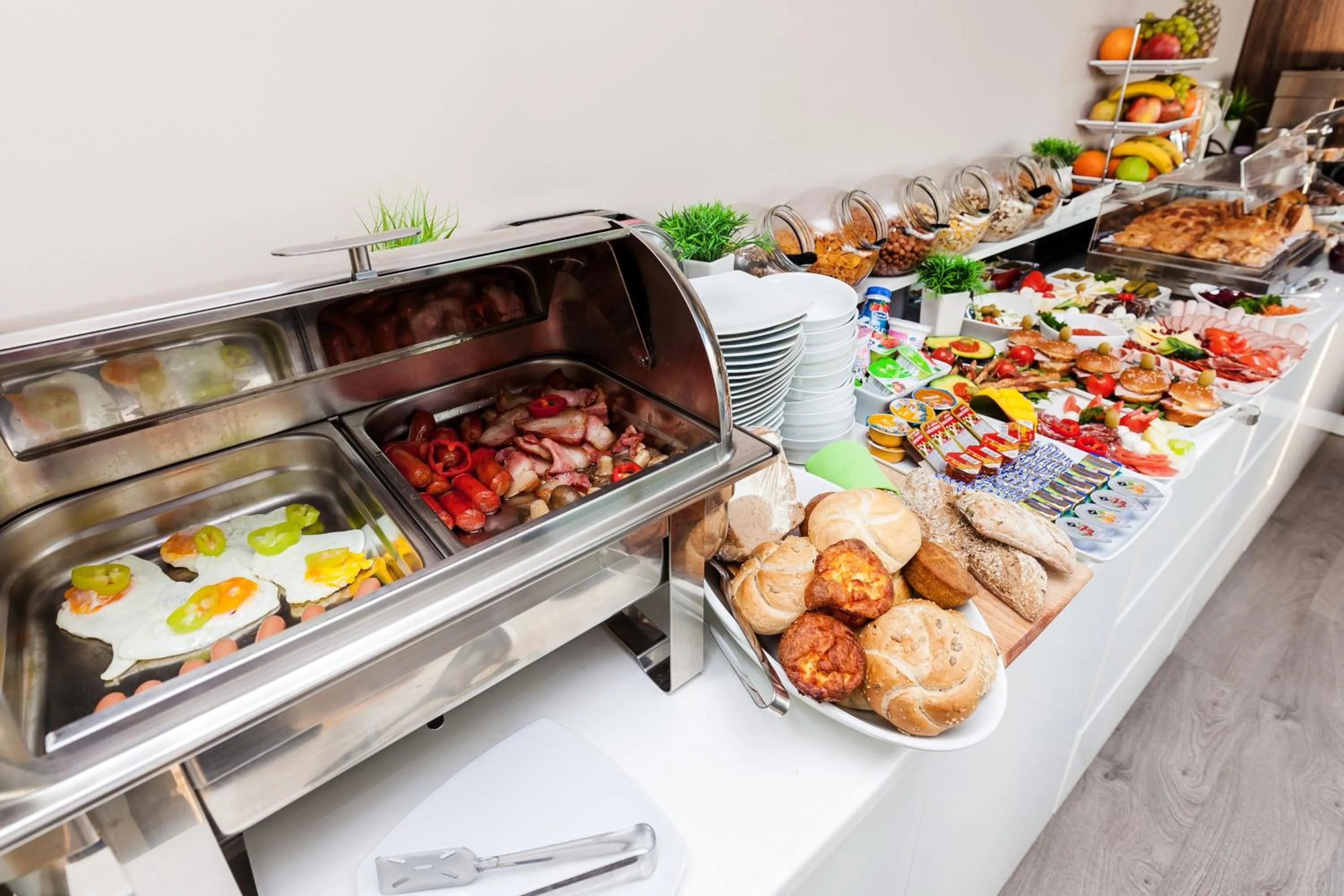 Breakfast in Adresa Suites