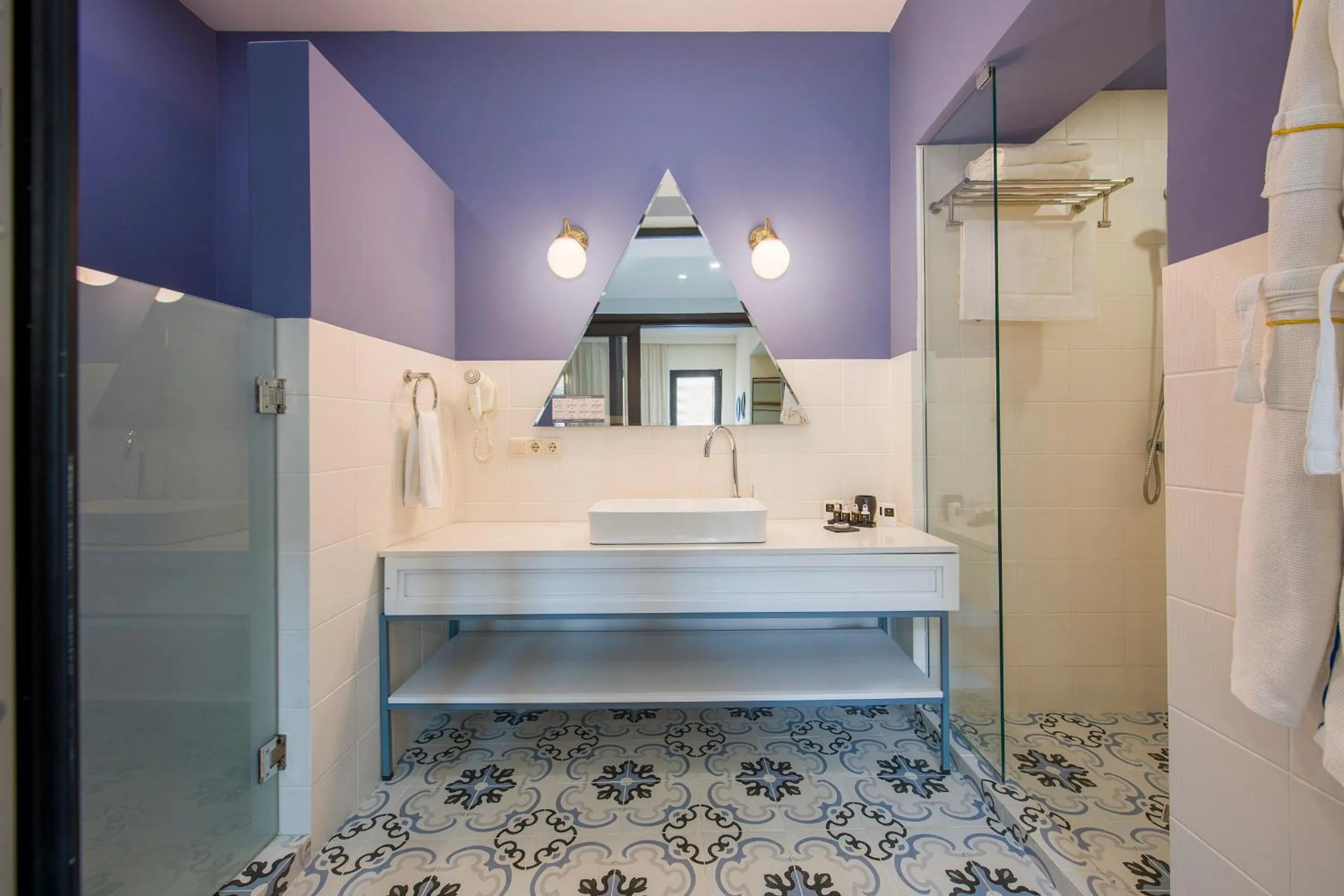 Shower in Folk Boutique Hotel