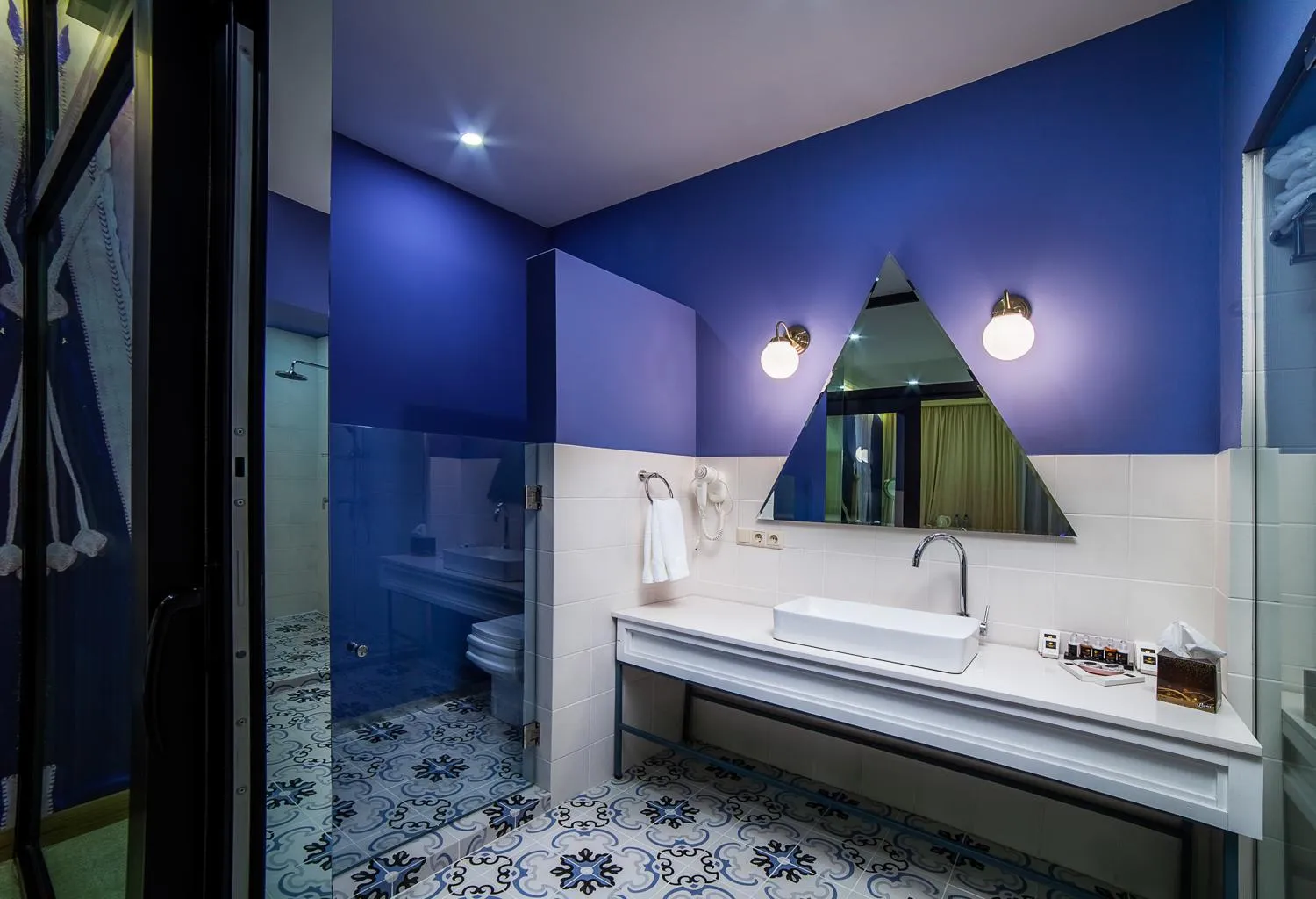 Shower in Folk Boutique Hotel