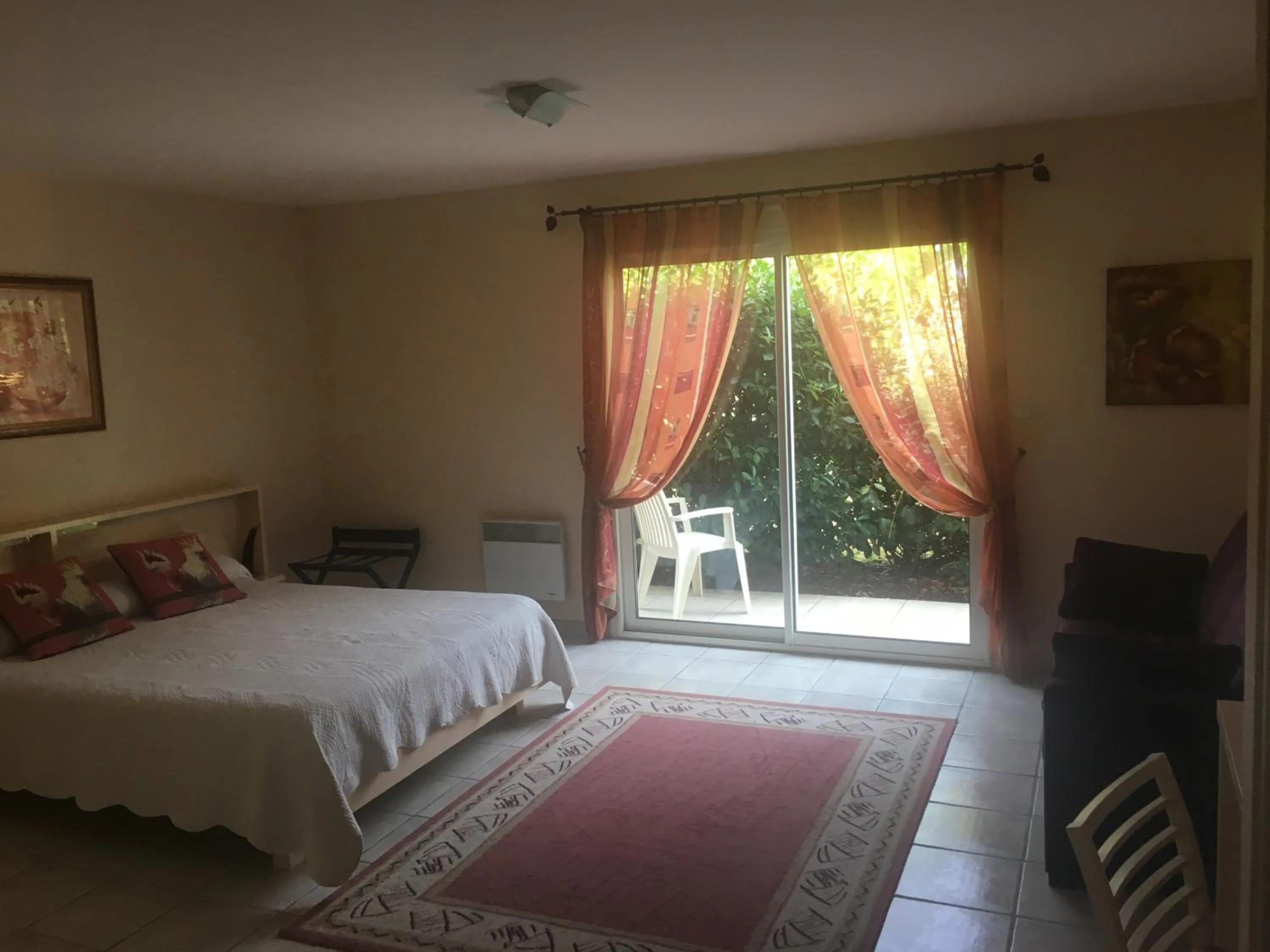 Bed in Chambres d'Hôtes La Coloniale