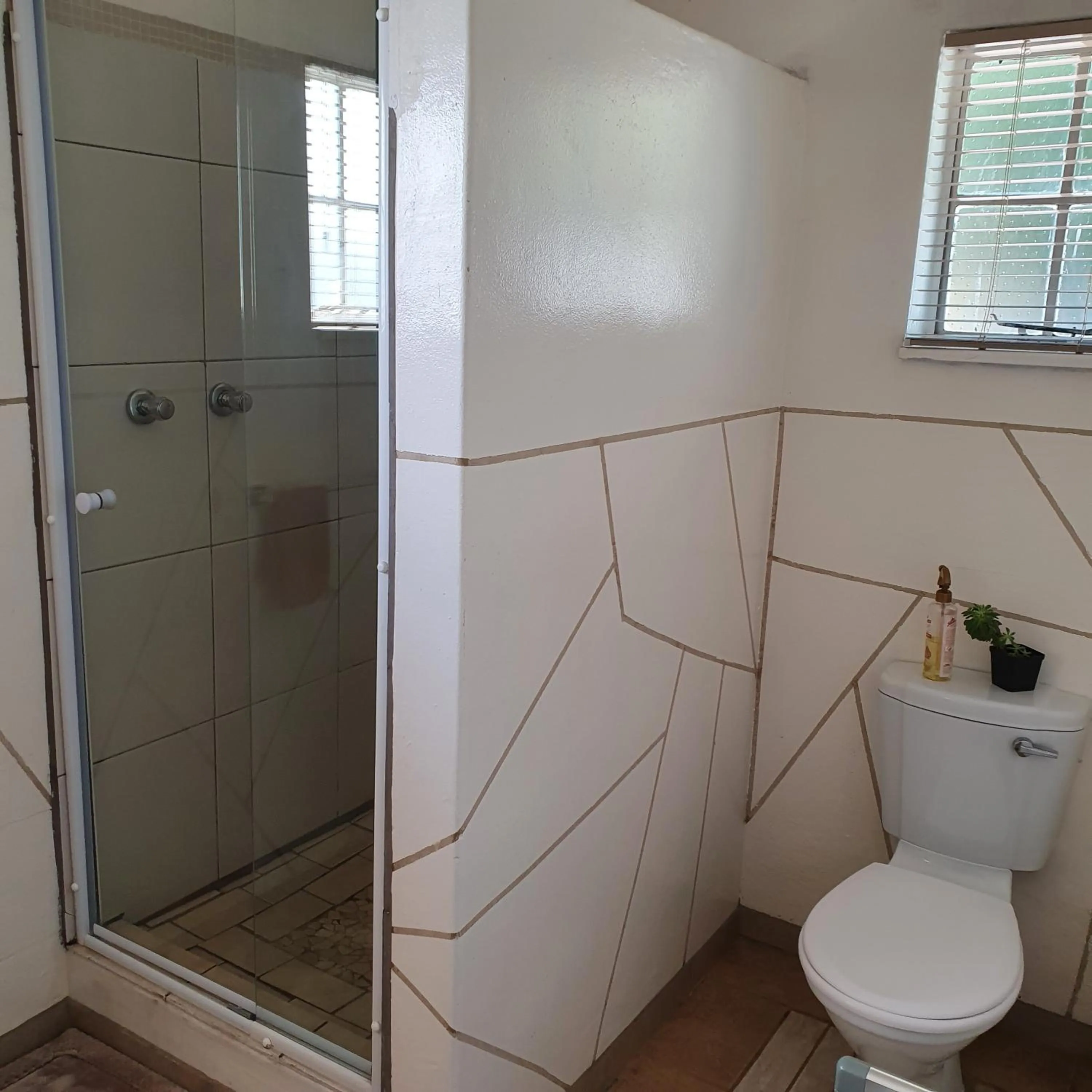 Shower in New Beginnings B&B