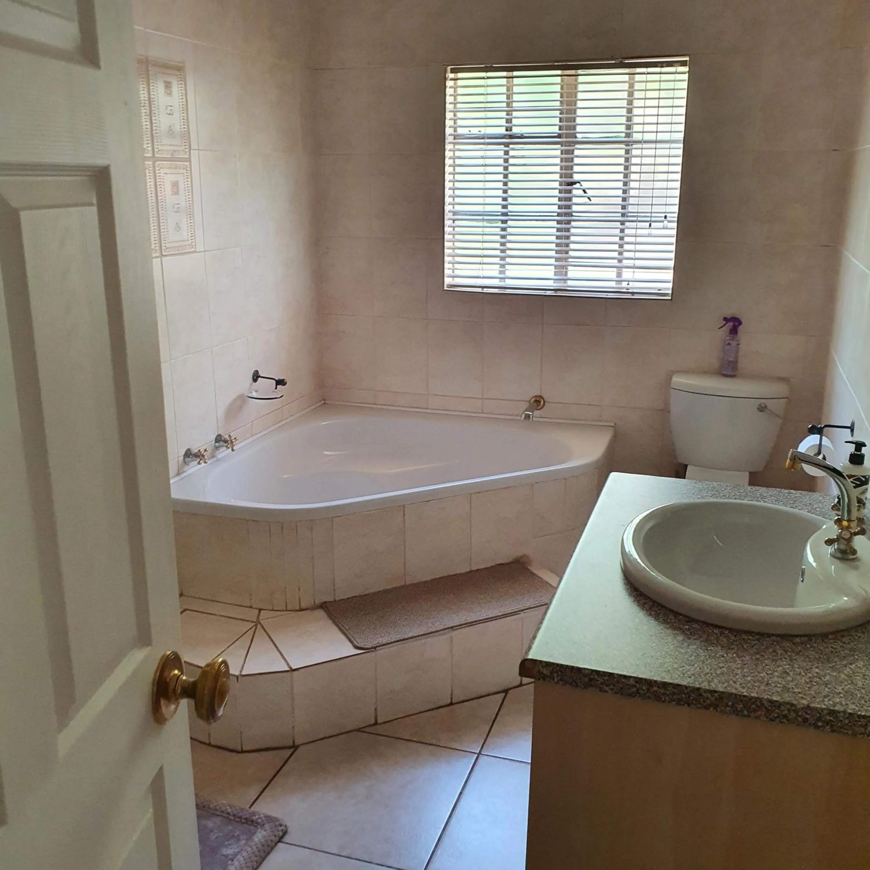 Bathroom in New Beginnings B&B