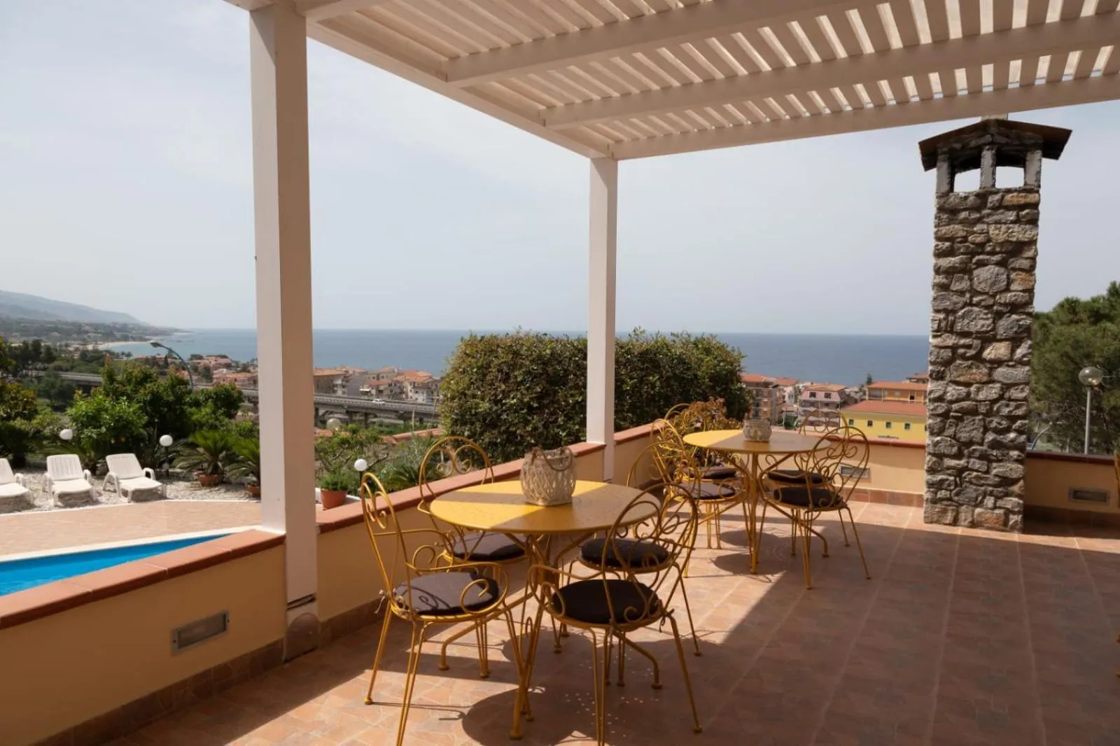 Patio in B&B Villa Meridiana