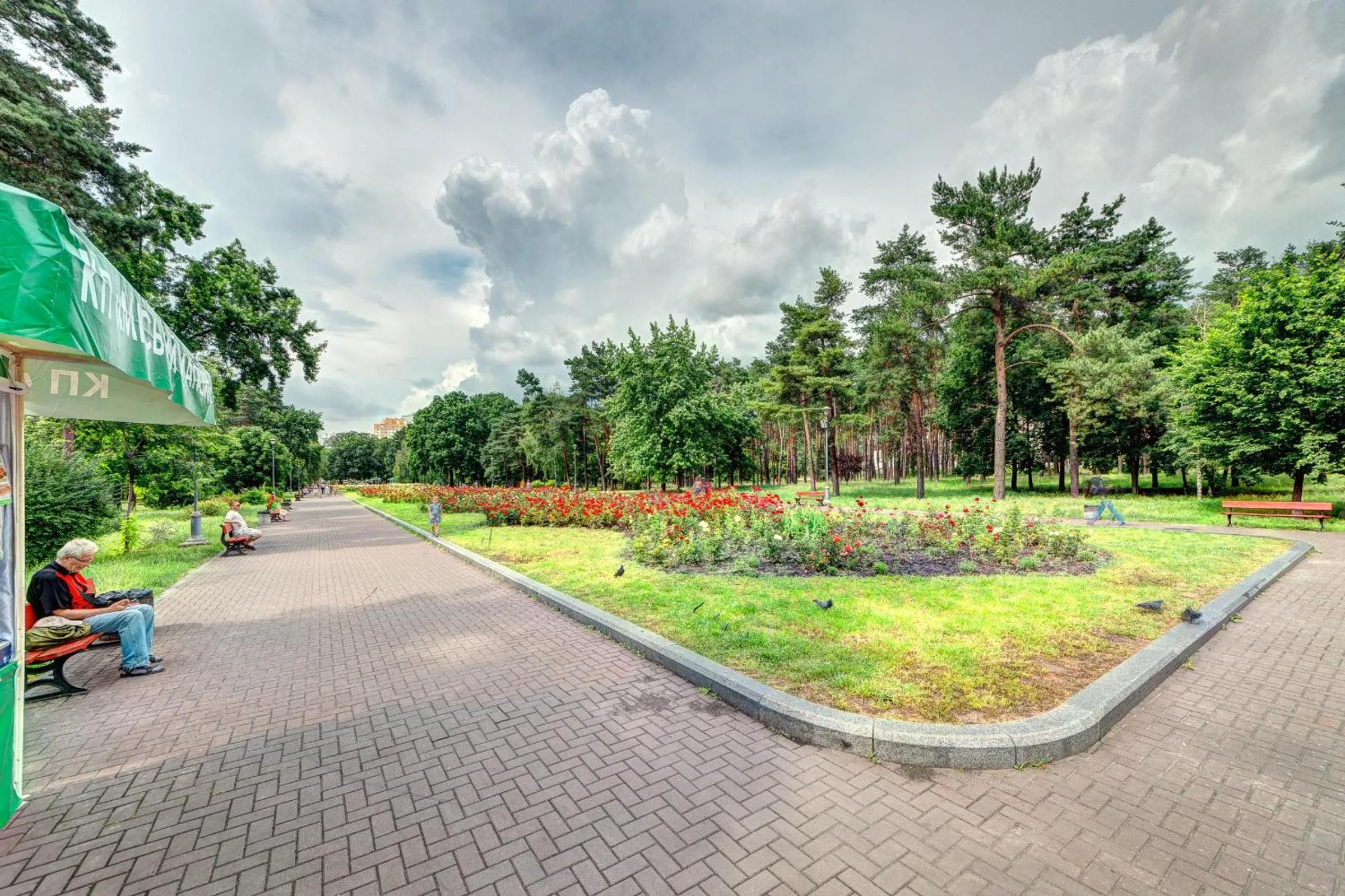 Apartment in Apartment Voskresenska 18 , Парковые Озера
