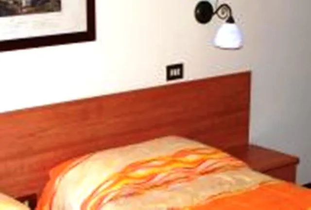 Bed in Hotel Delle Alpi