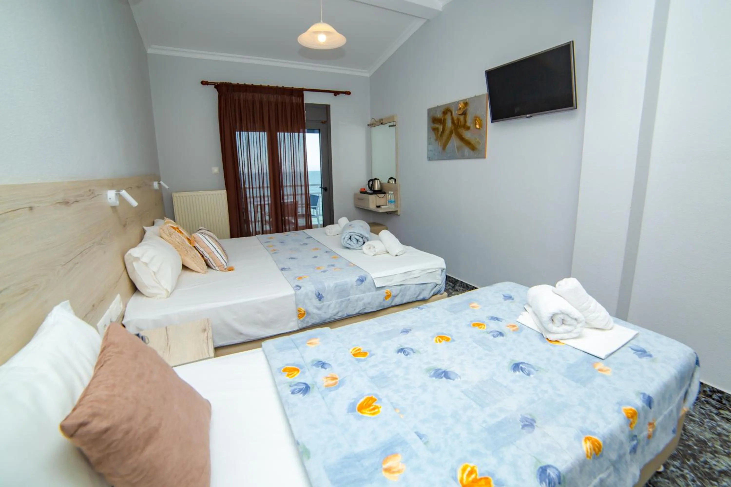 Bed in Hotel Zefyros