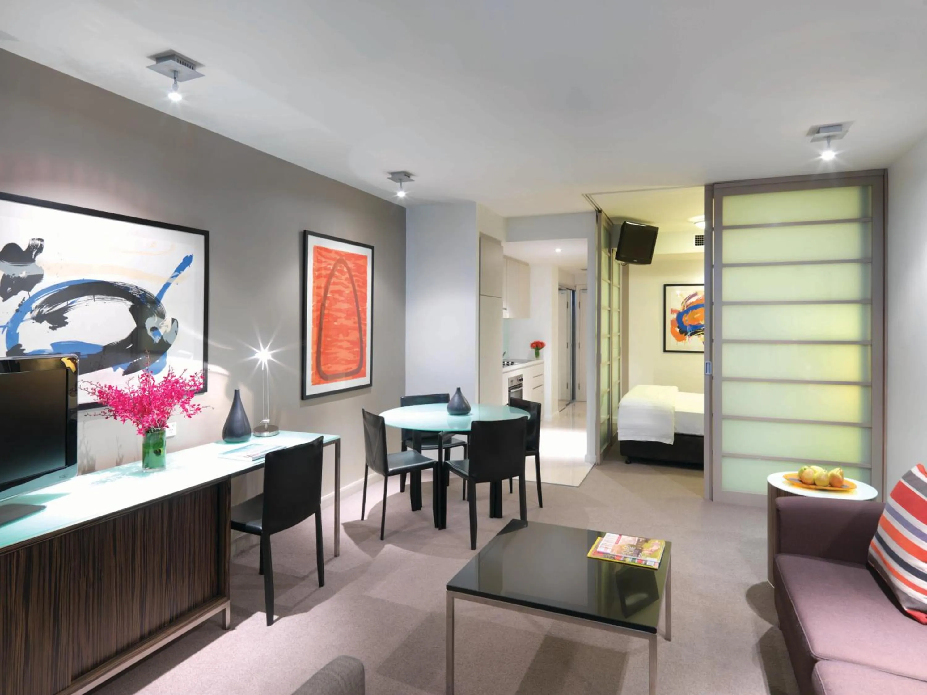 Photo of the whole room in Adina Apartment Hotel Sydney, Darling Harbour