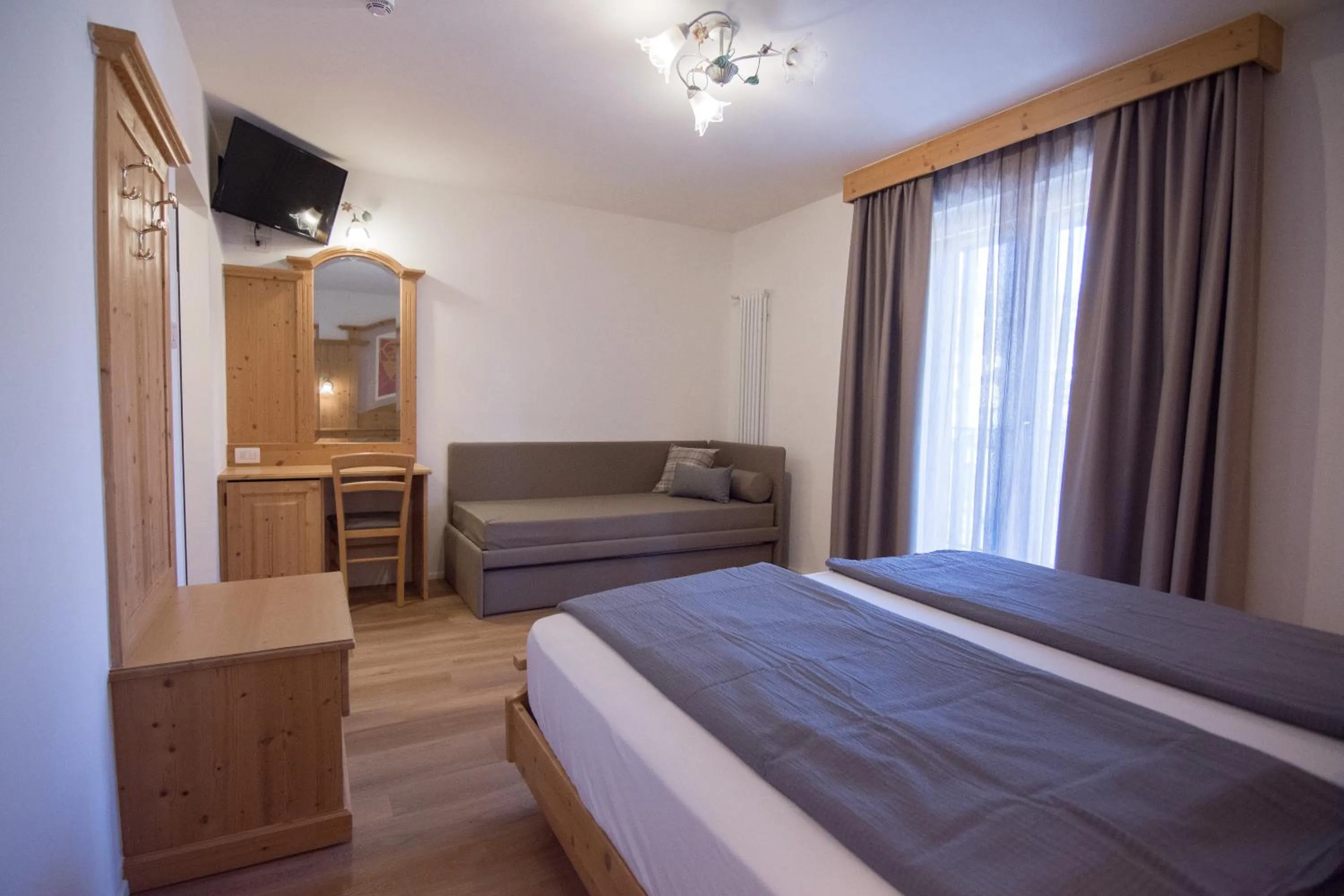 Bedroom, Bed in Hotel San Valier