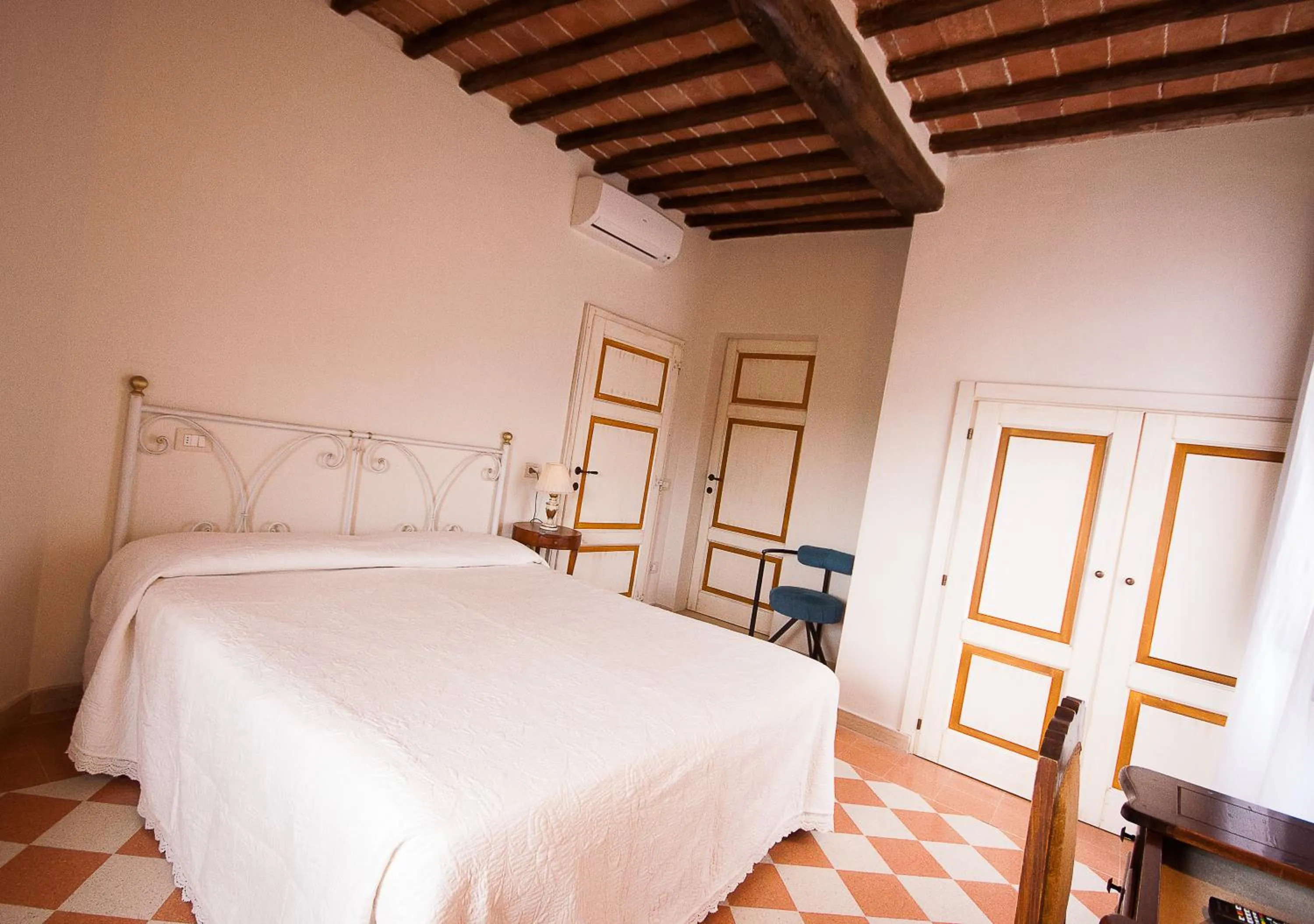 Photo of the whole room, Bed in A Casa Mastacchi