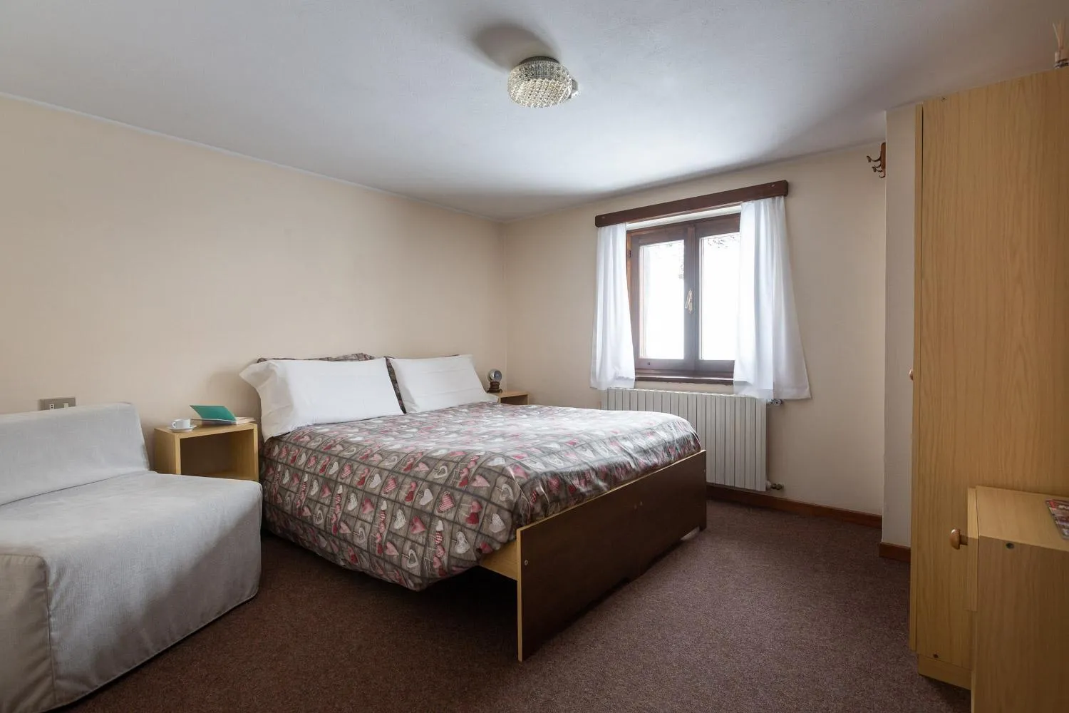 Bed in Hotel Meublè Adler - Rooms & Mountain Apartments