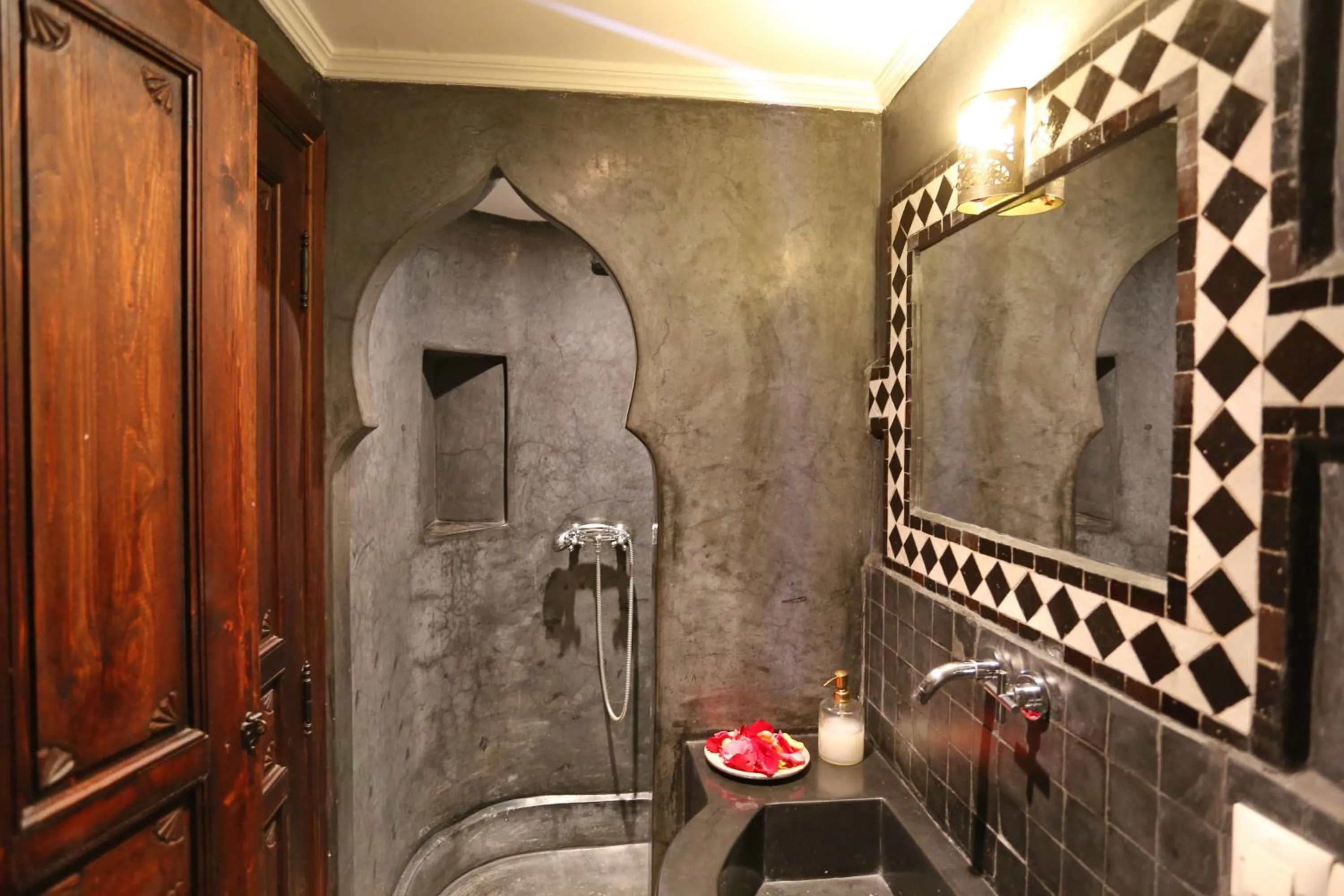 Bathroom in Riad Marrakiss