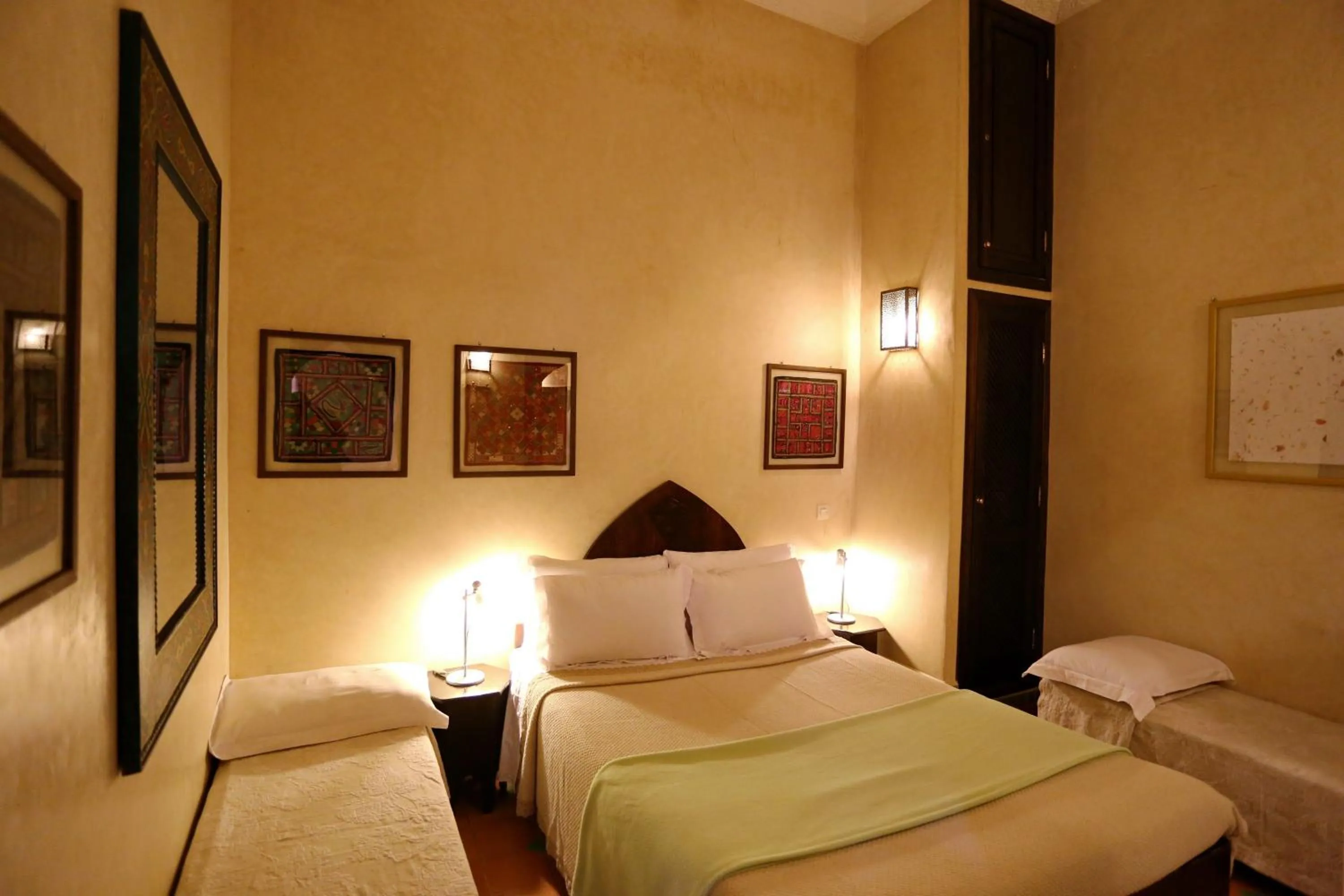Photo of the whole room, Bed in Riad Marrakiss