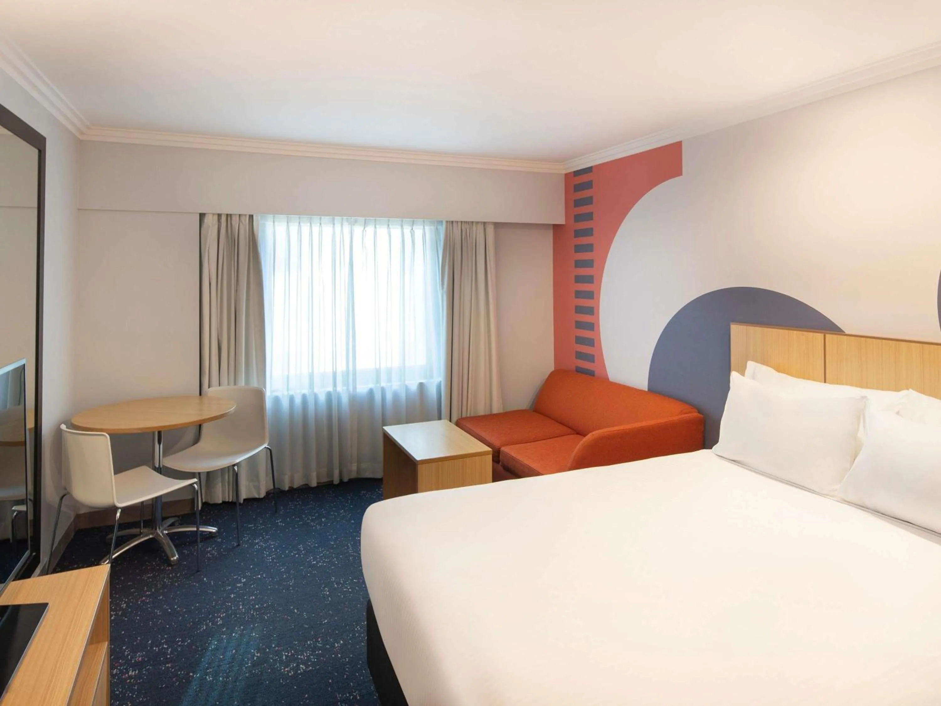 Bedroom, Bed in ibis Styles Sydney Central