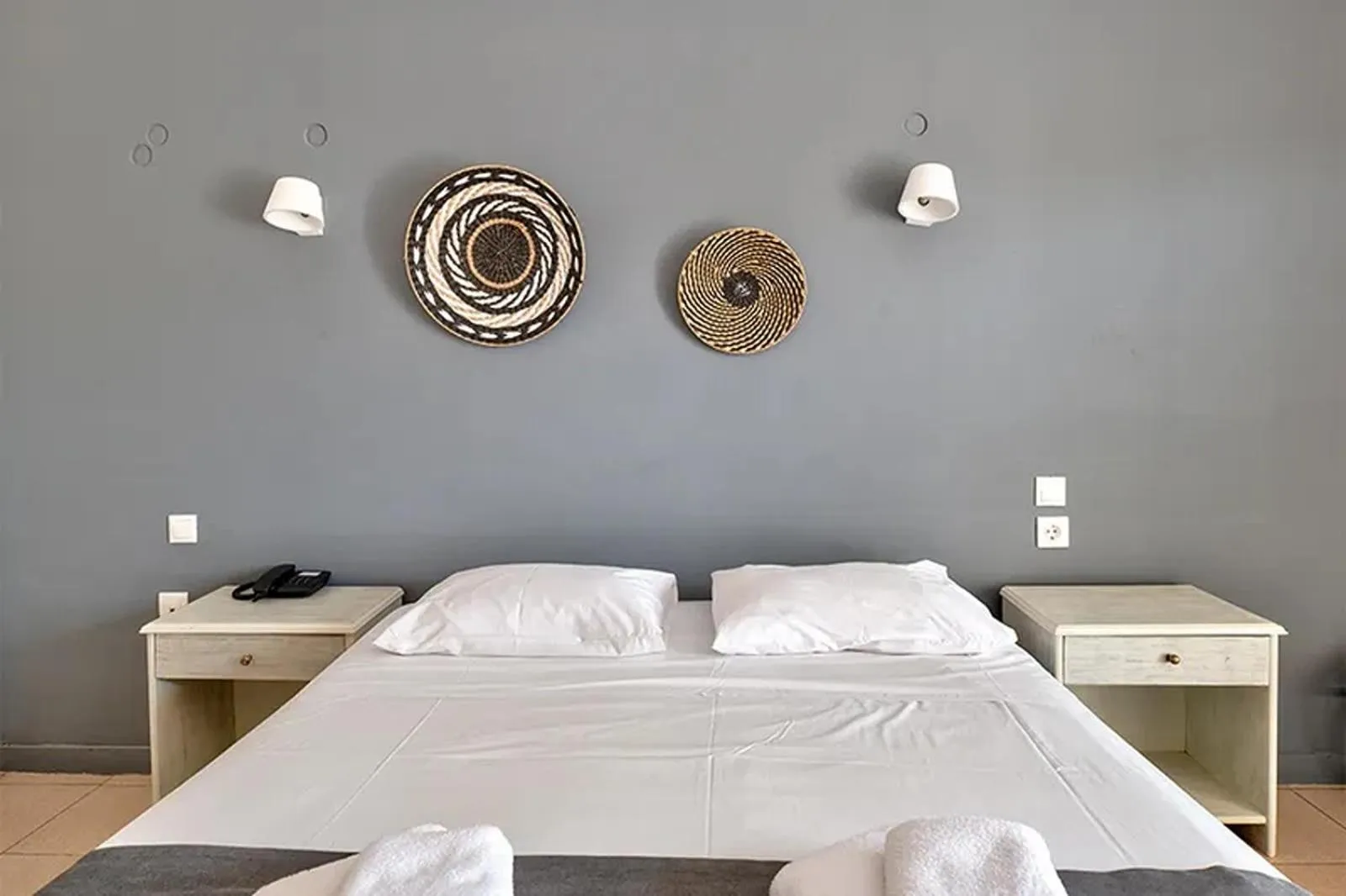 Bedroom, Bed in Calamos Beach Family Club