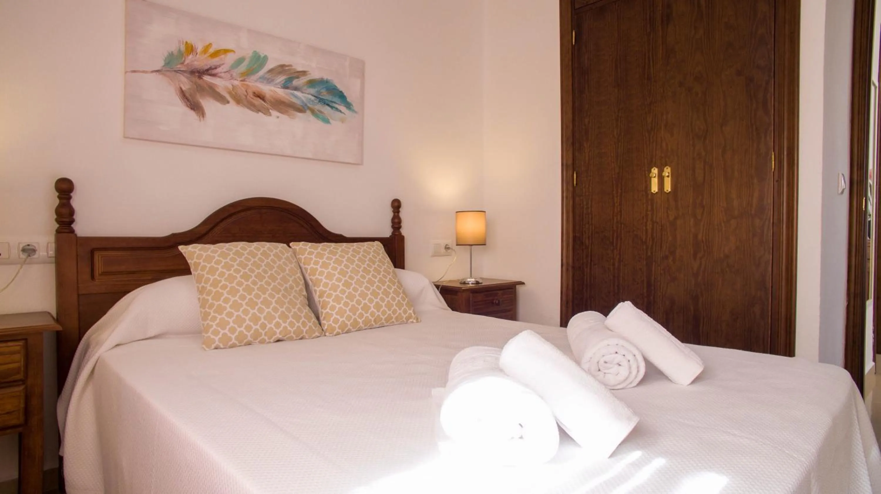 Bed in Apartamentos Conil Alquila