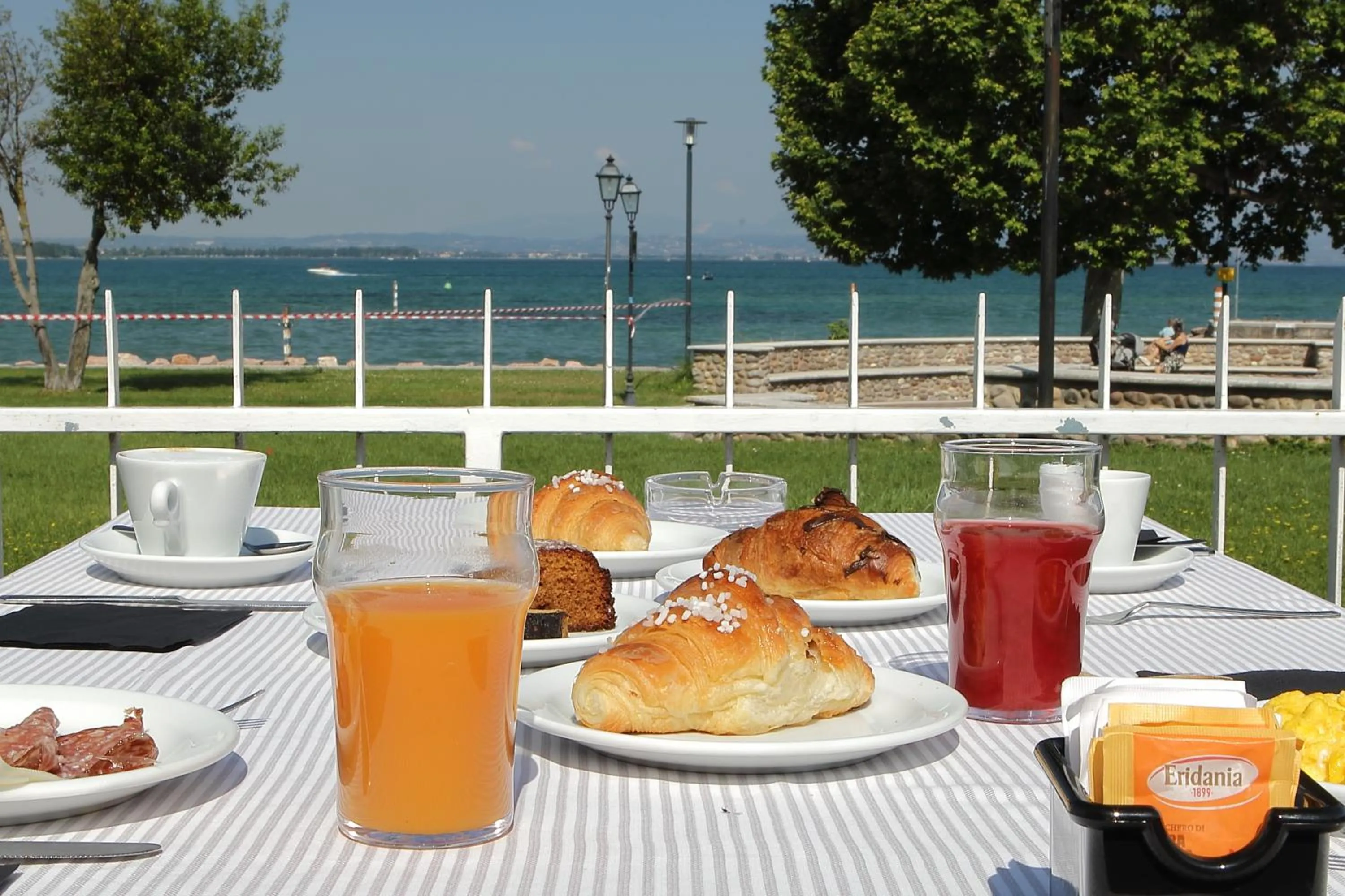 Lake view in Hotel Campanello