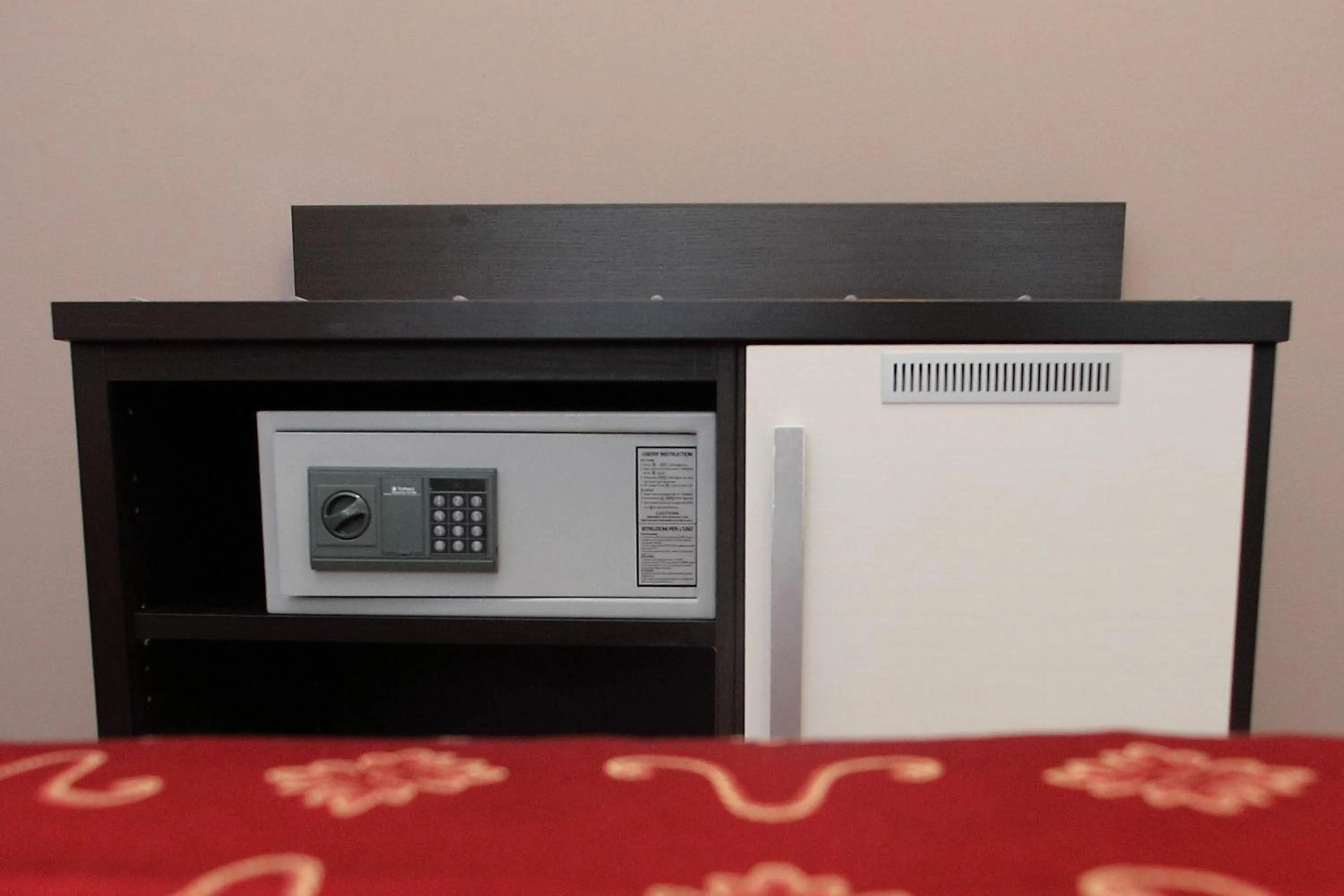 safe in Hotel Campanello