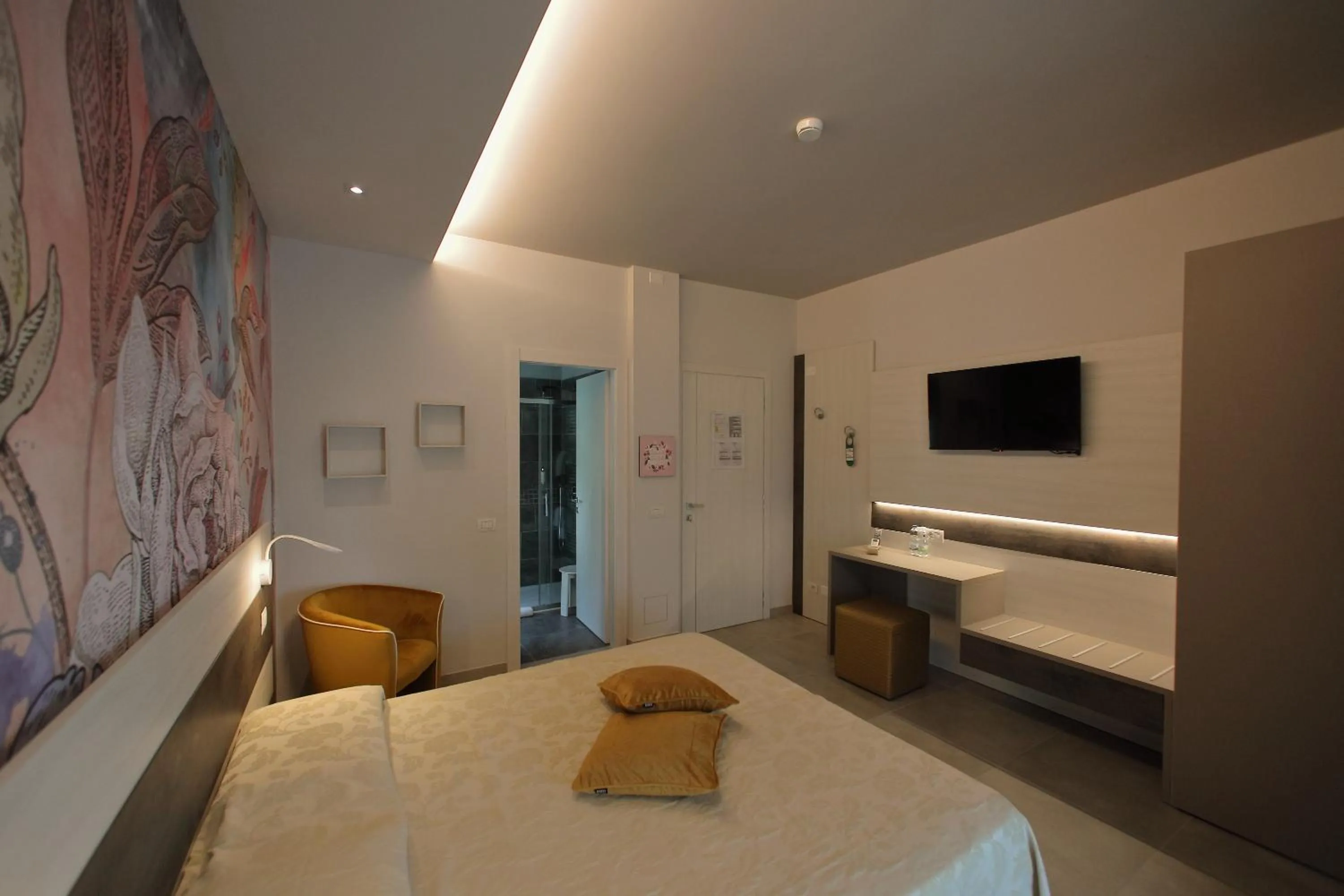 Photo of the whole room, Bed in Hotel Campanello