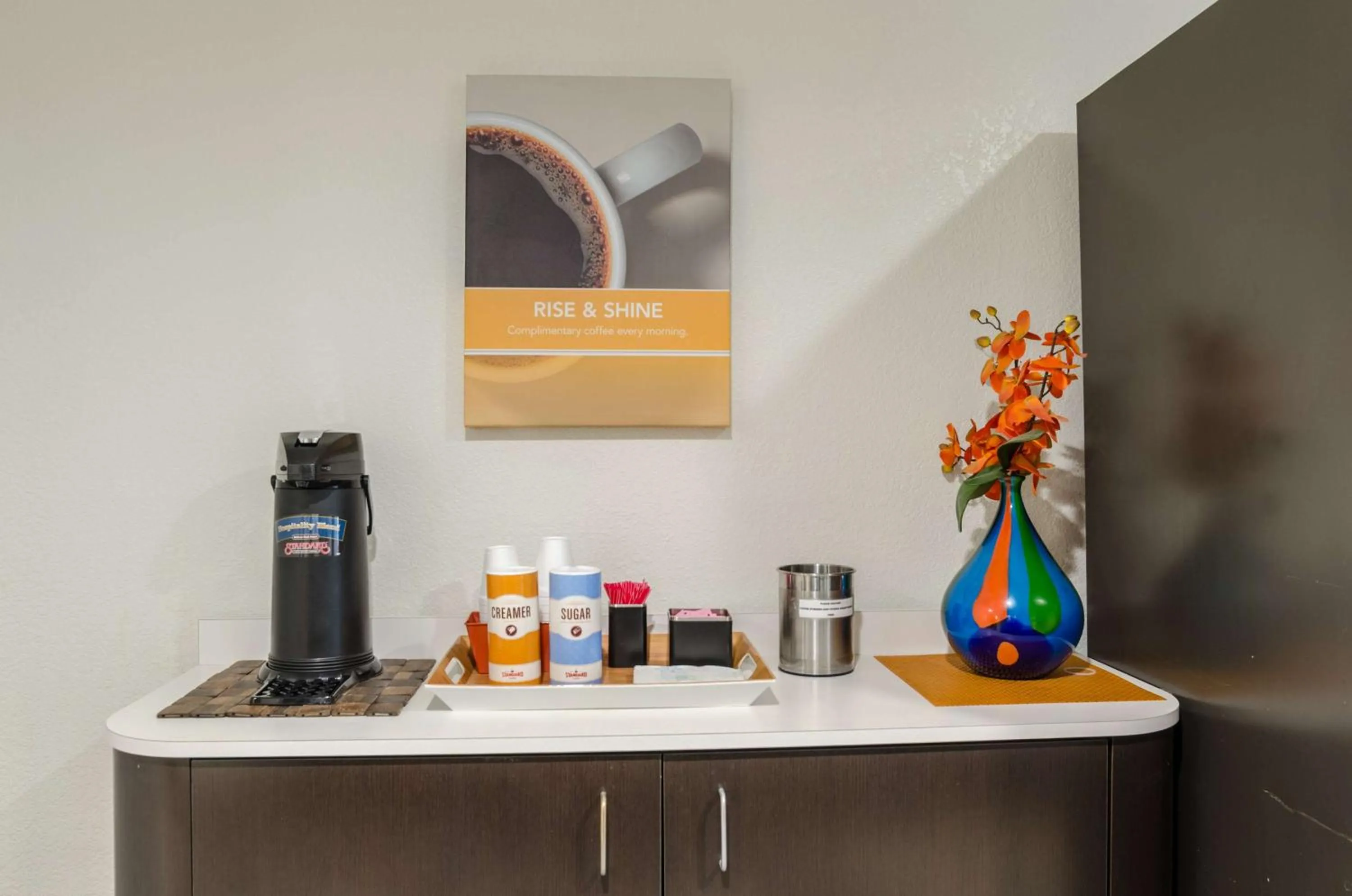 Restaurant/places to eat in Motel 6-Bristol, VA