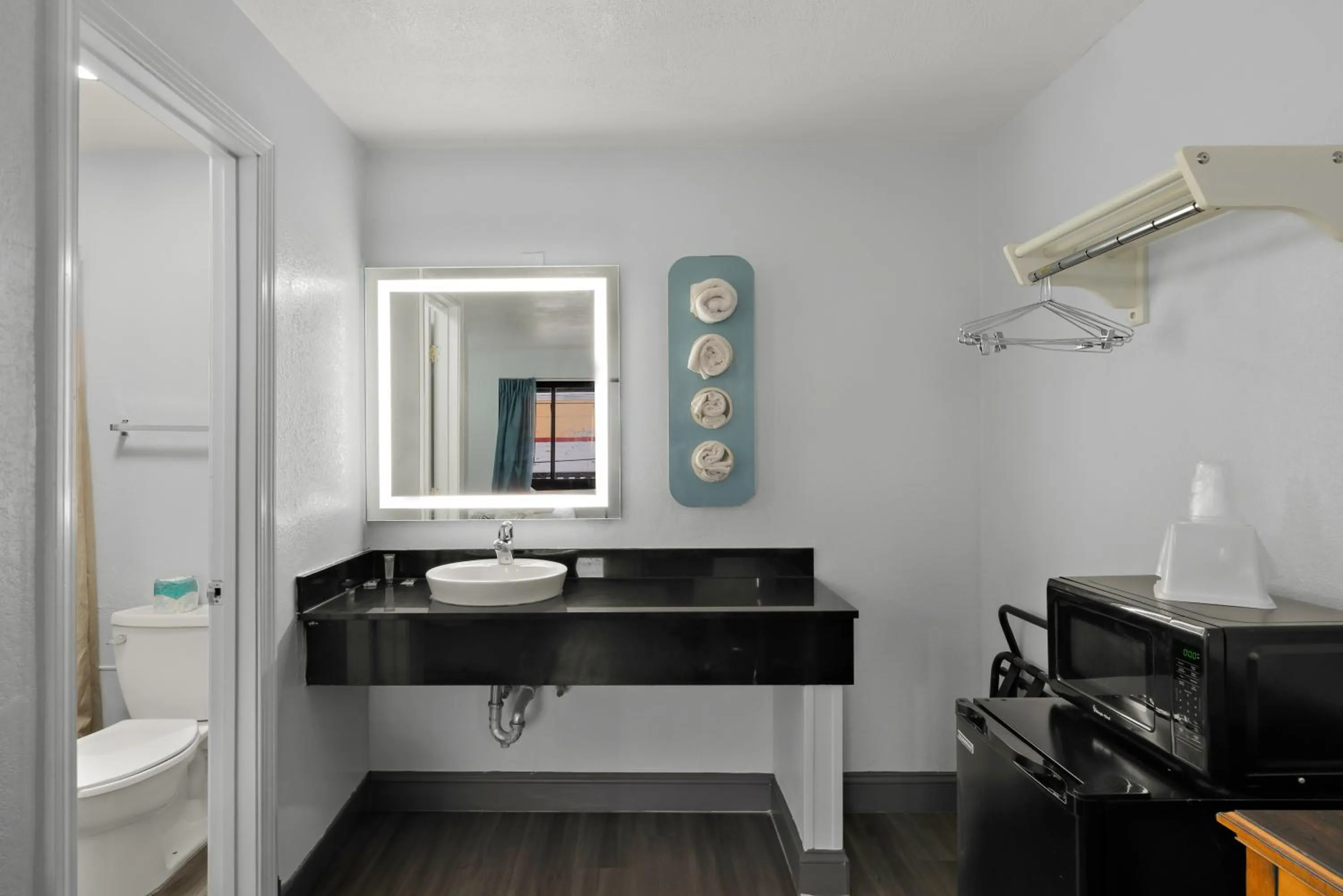 Bathroom in Americas Best Value Inn Bangor