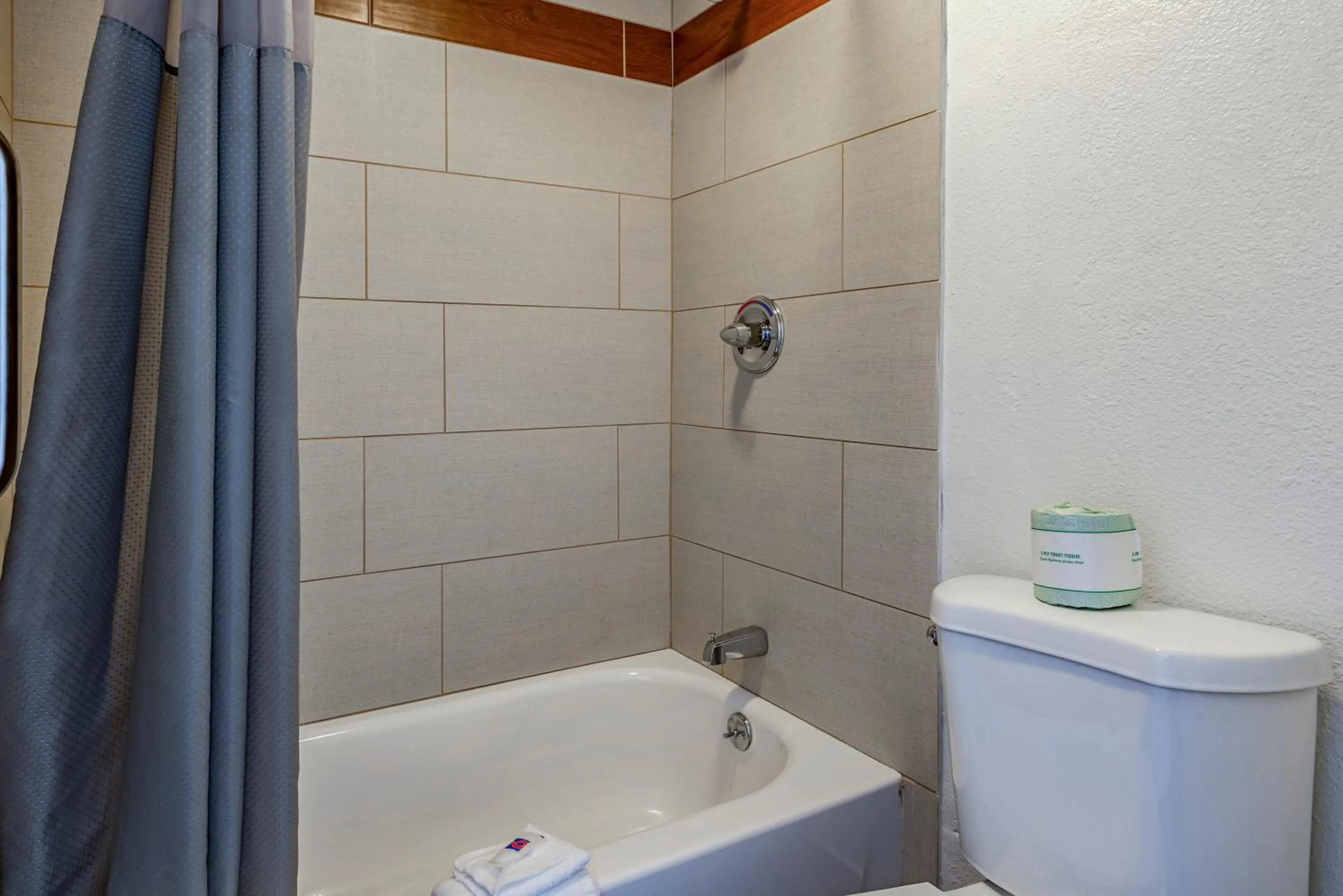 Days Inn by Wyndham Cincinnati I-71