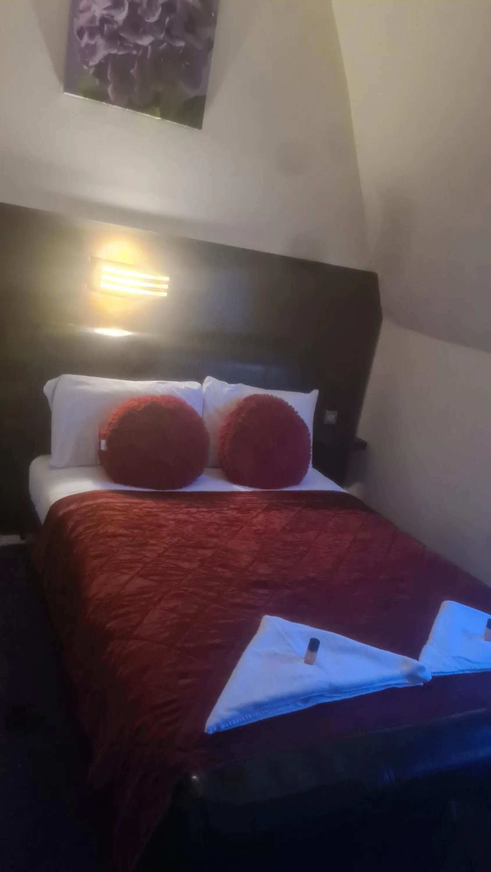 Bed in The Queensberry Hotel