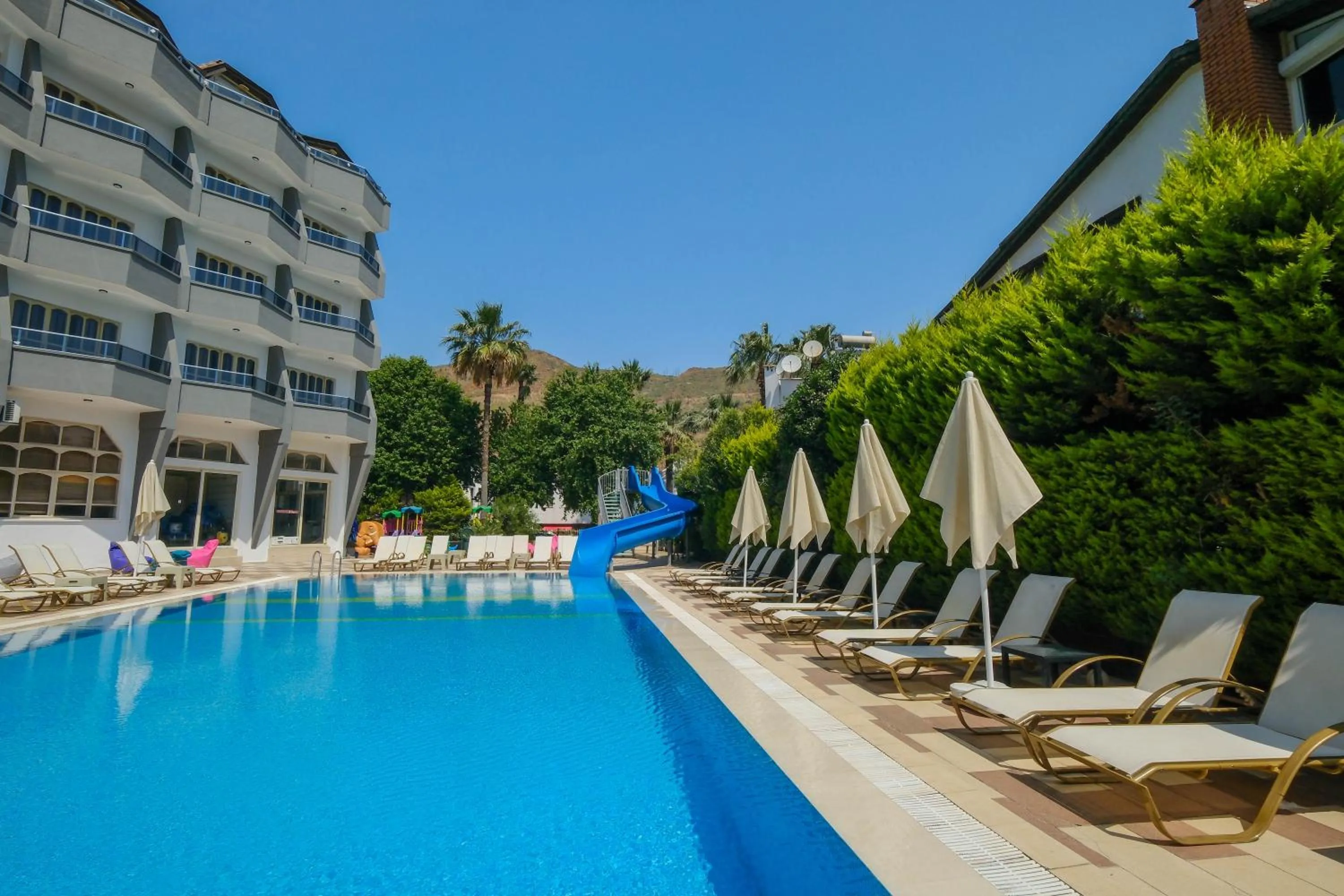 Property building in Club Selen icmeler