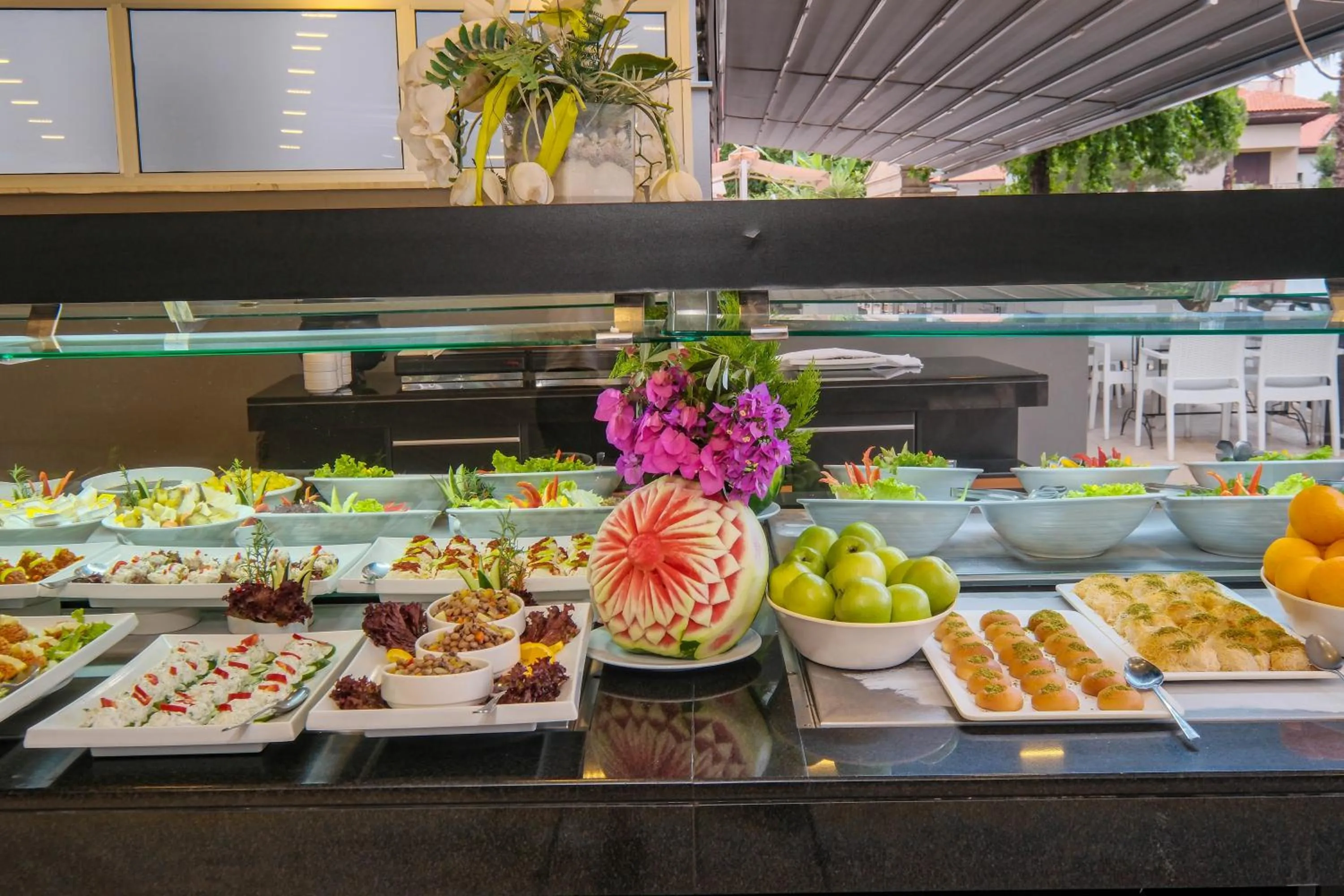 Restaurant/places to eat in Club Selen icmeler