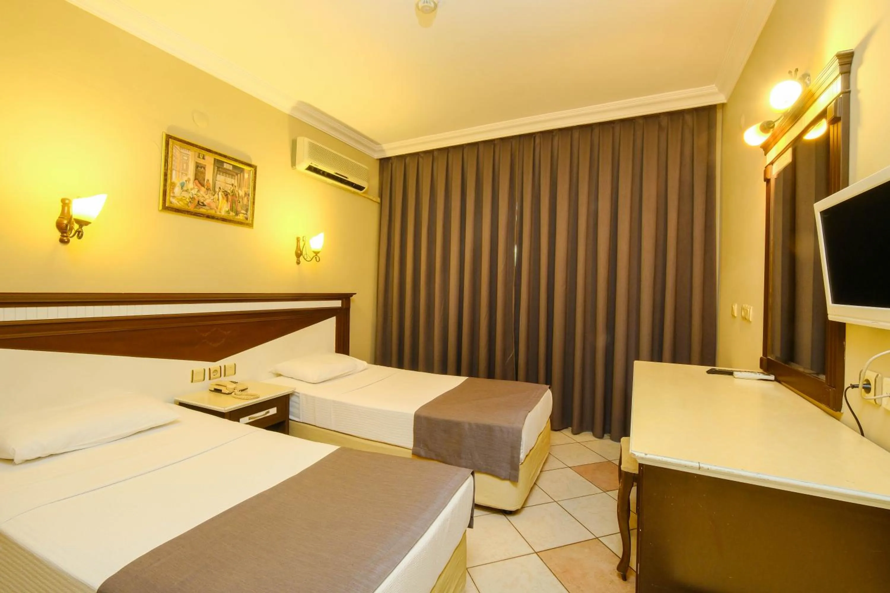 Photo of the whole room in Club Selen icmeler