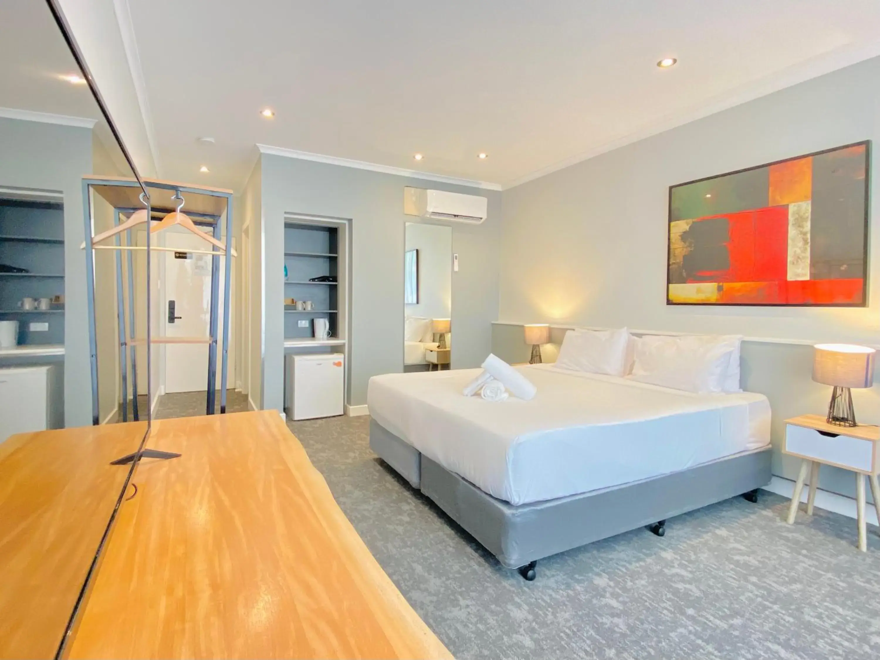 Superior King Room in Park Inn by Radisson Melbourne Carlton Superior King Room in Park Inn by Radisson Melbourne Carlton