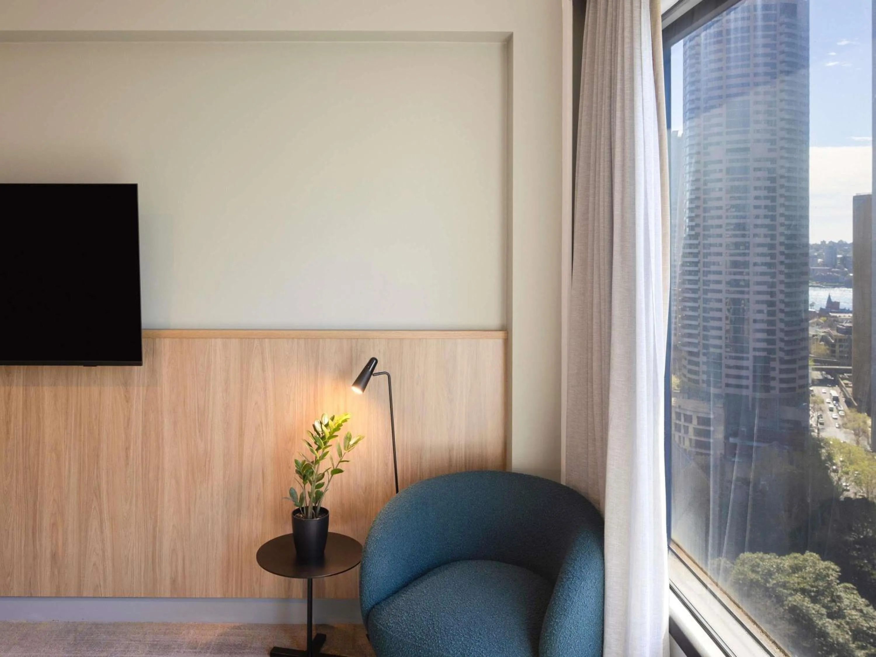 Bedroom in Novotel Sydney City Centre