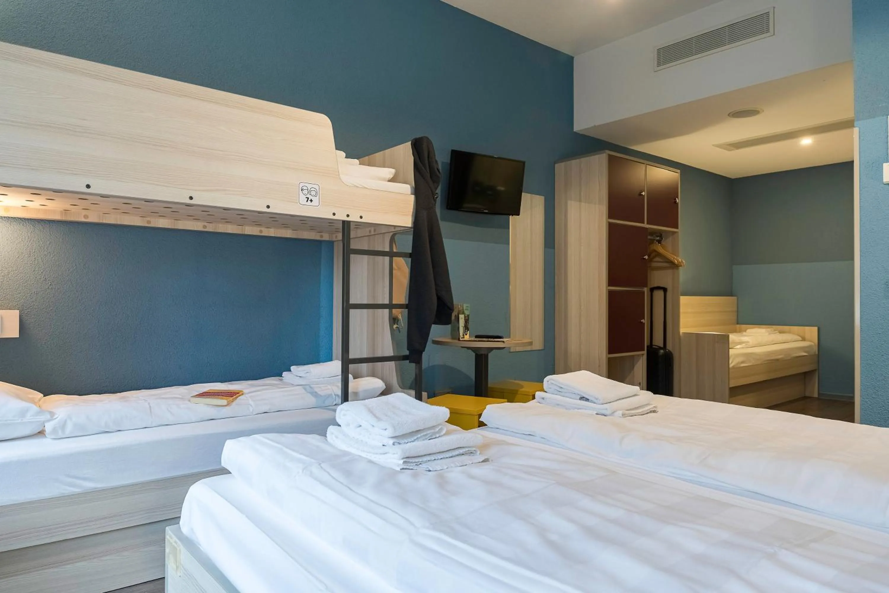 Bedroom, Bed in MEININGER Hotel Amsterdam City West