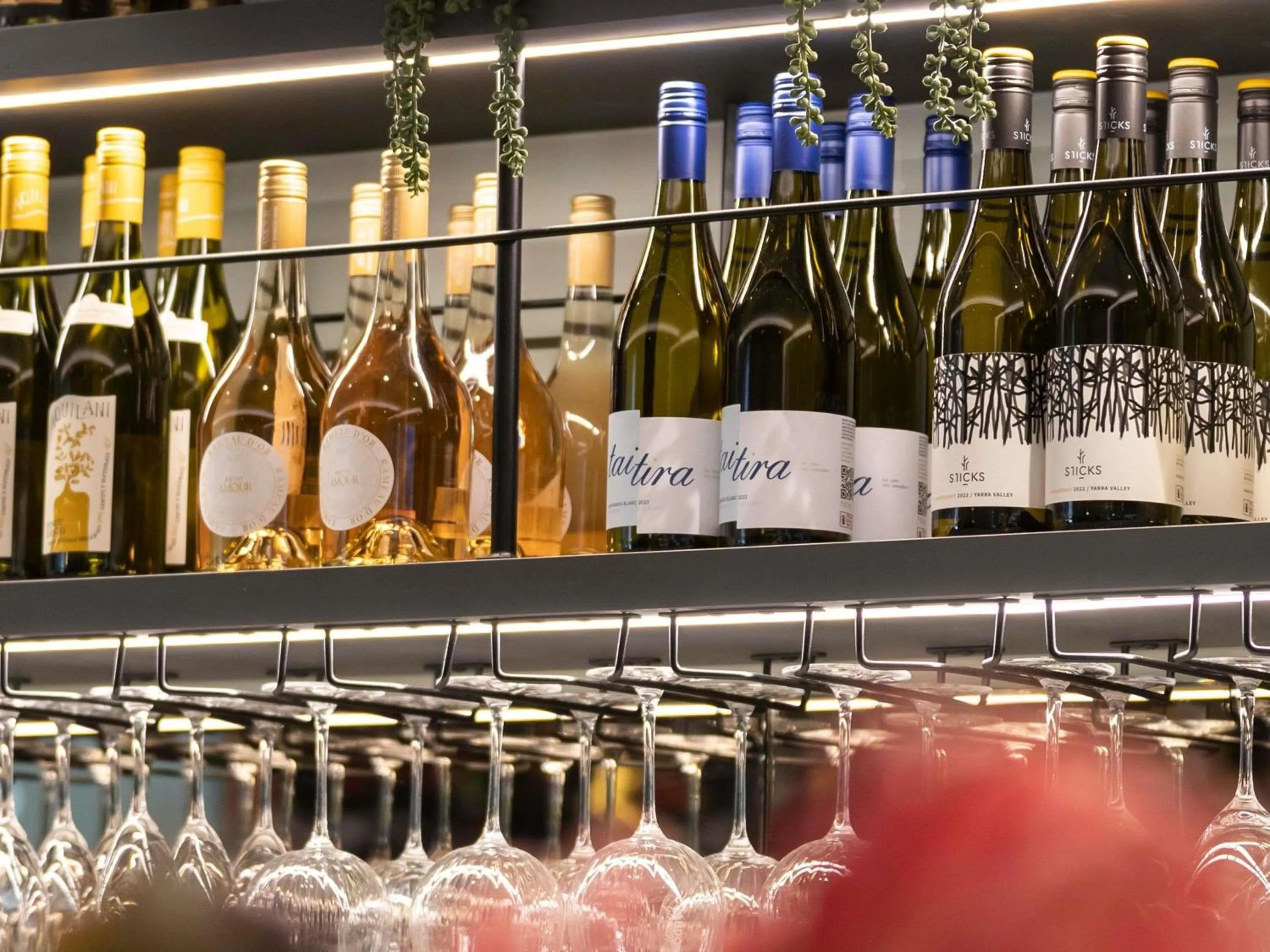 Lounge or bar in Mercure Sydney Macquarie Park