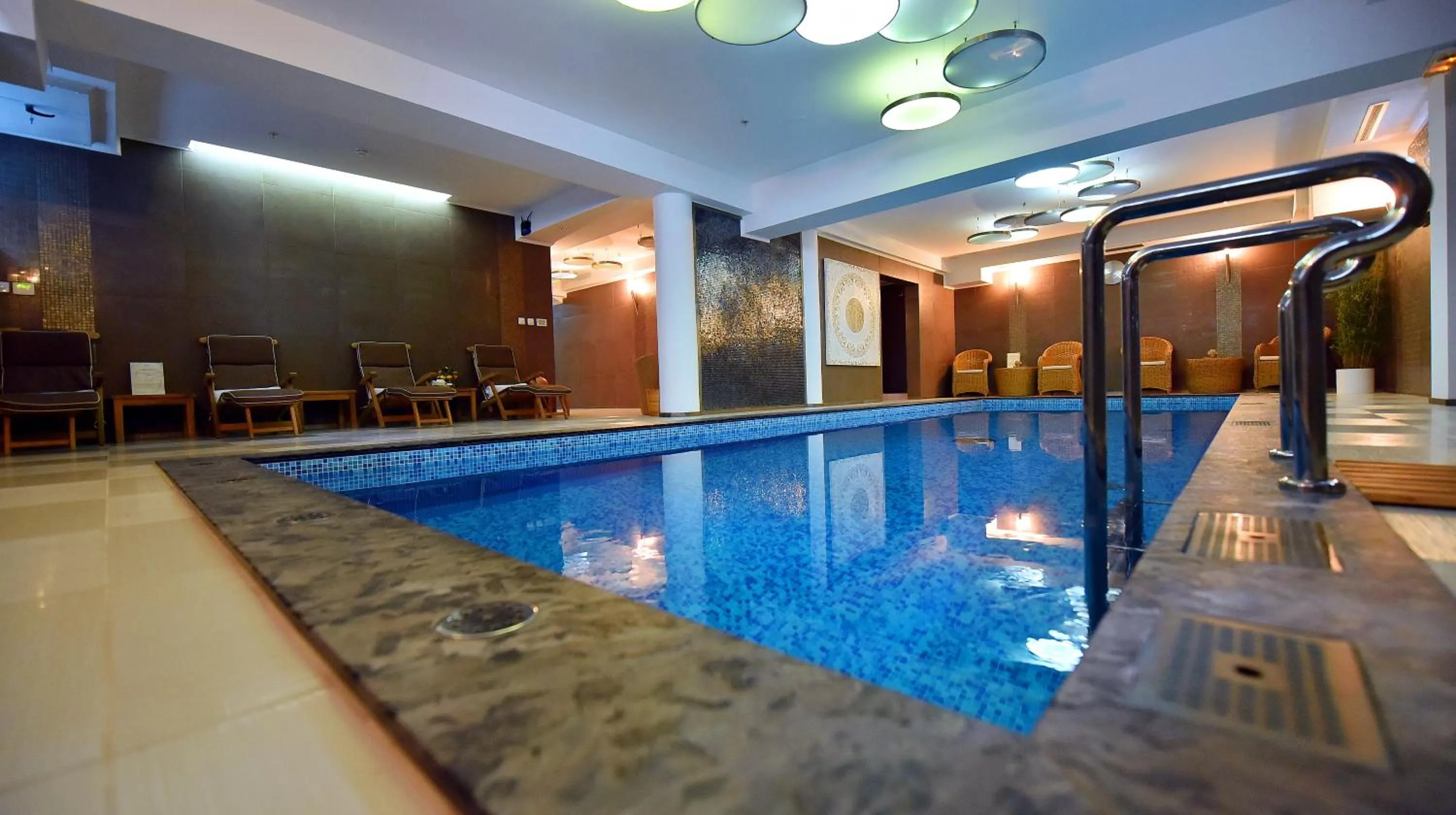 Swimming pool in Hotel Ziya
