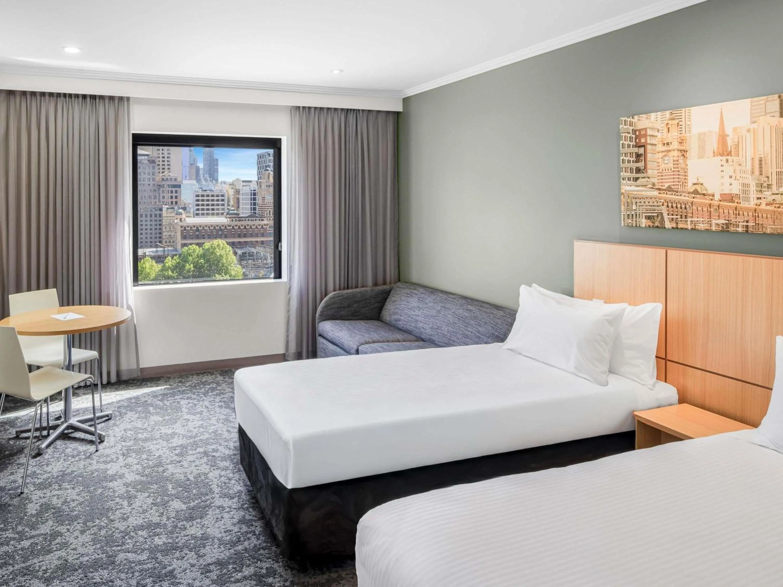 Bedroom, Bed in Mercure Melbourne Southbank
