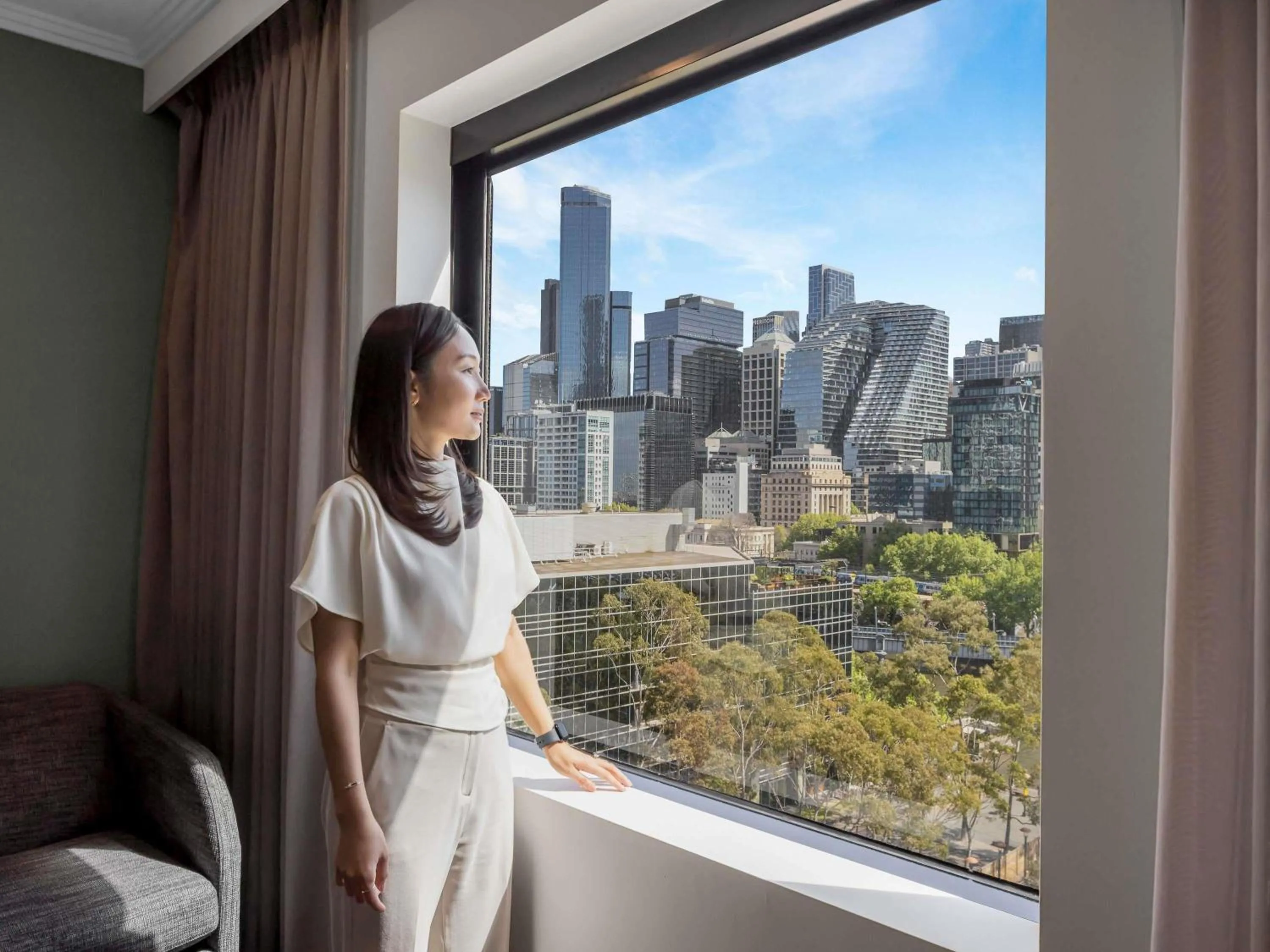 Property building in Mercure Melbourne Southbank