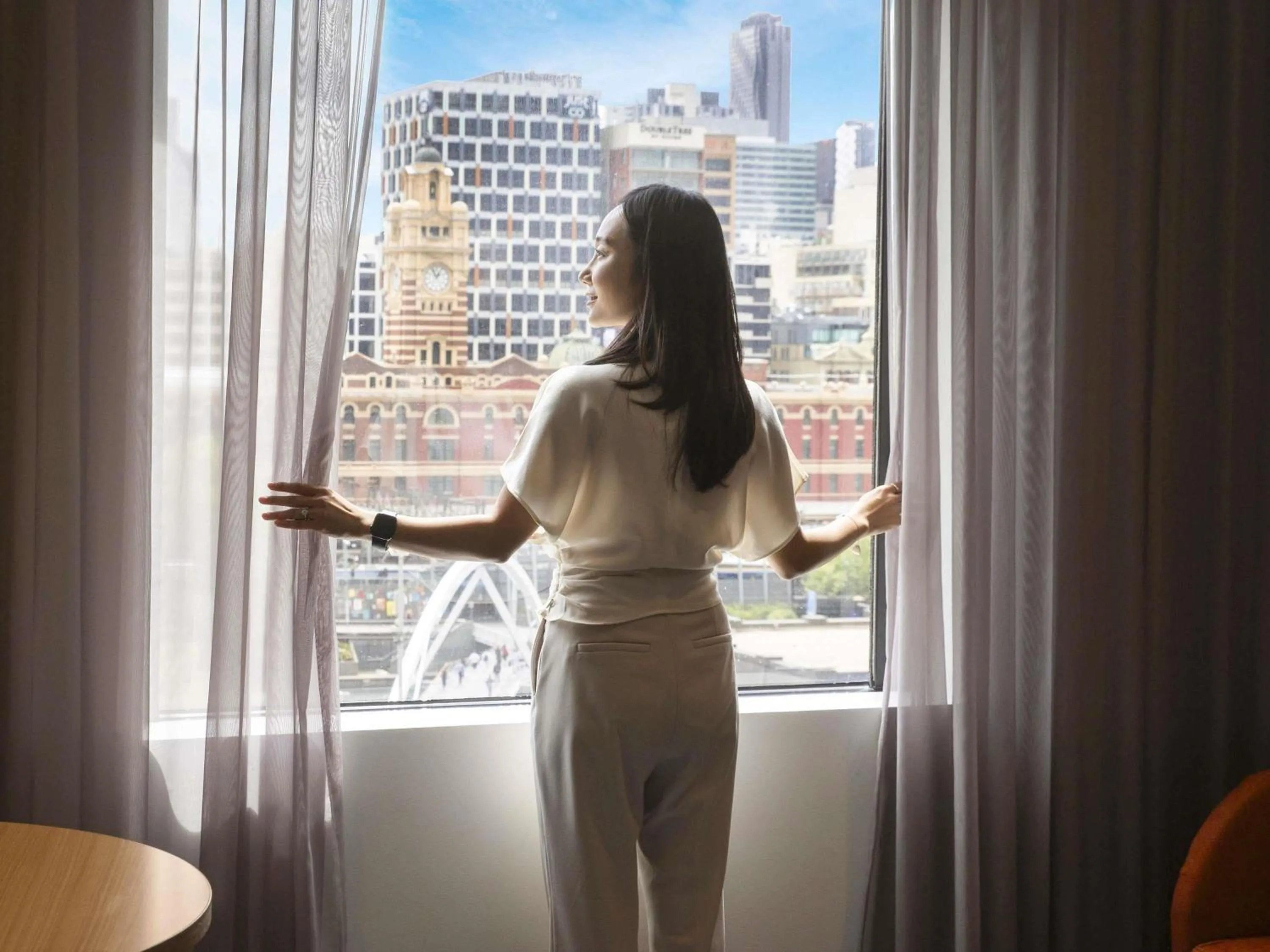 Bedroom in Mercure Melbourne Southbank