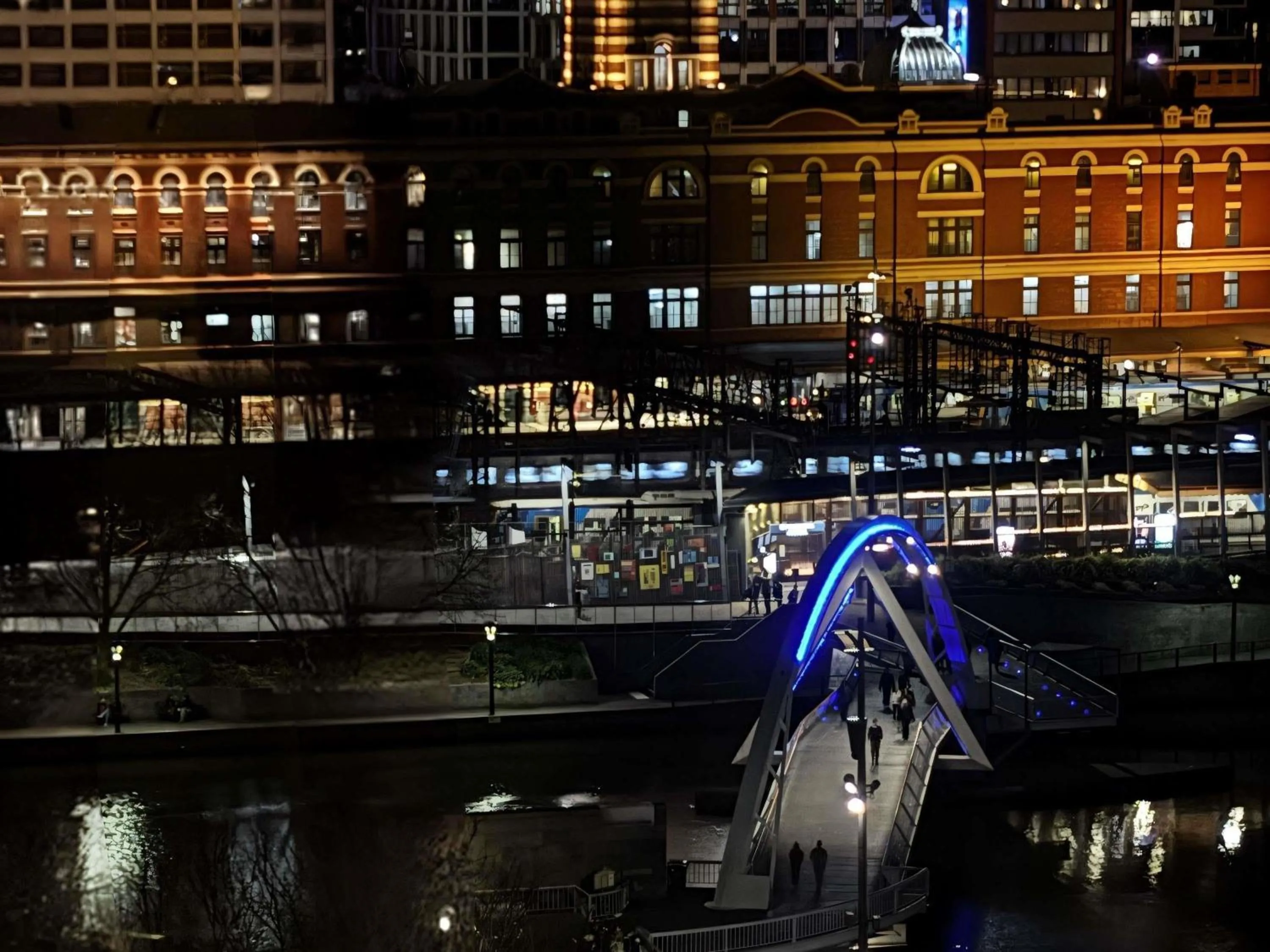 Bedroom in Mercure Melbourne Southbank
