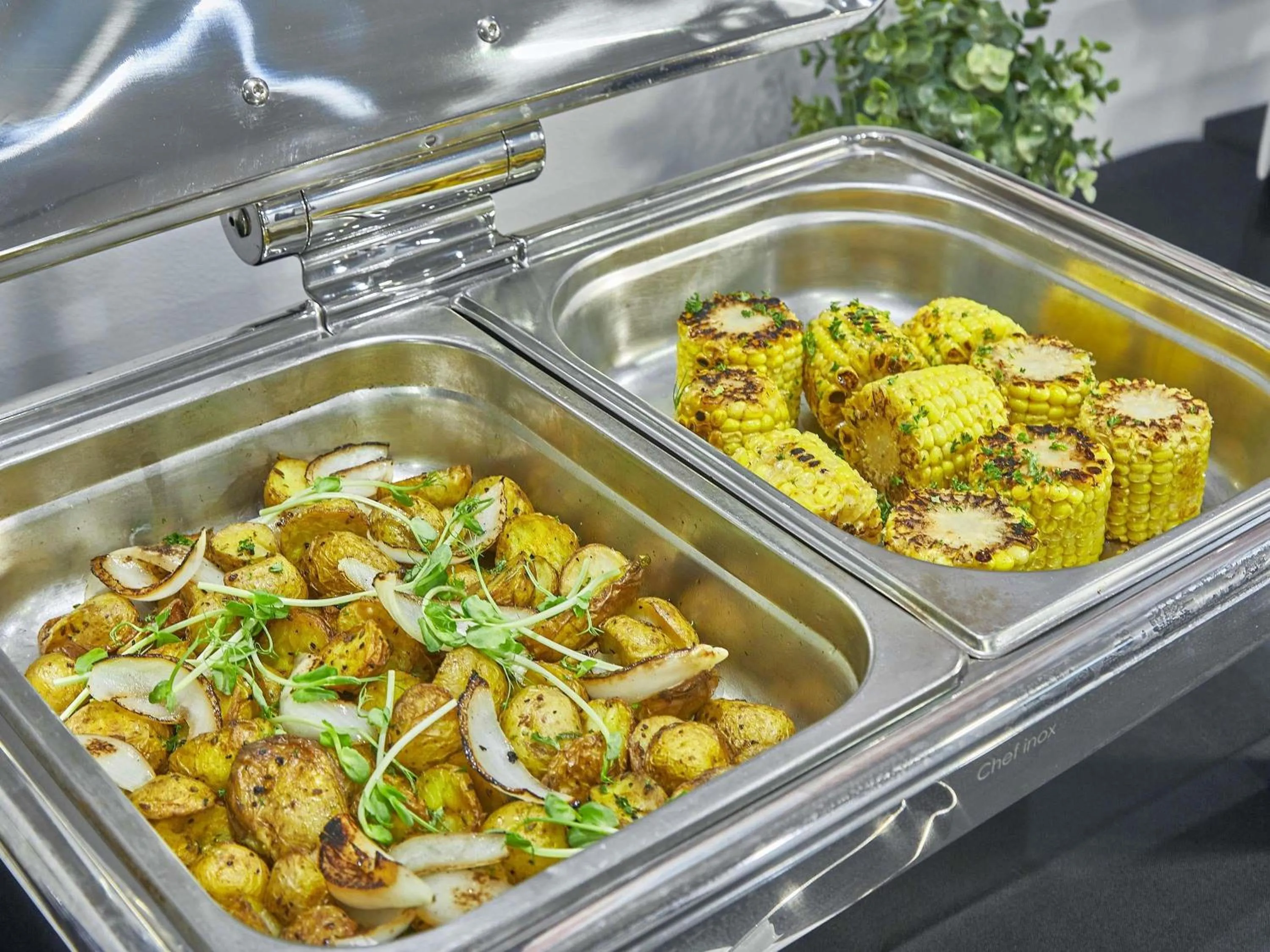 Meeting/conference room in Mercure Melbourne Southbank