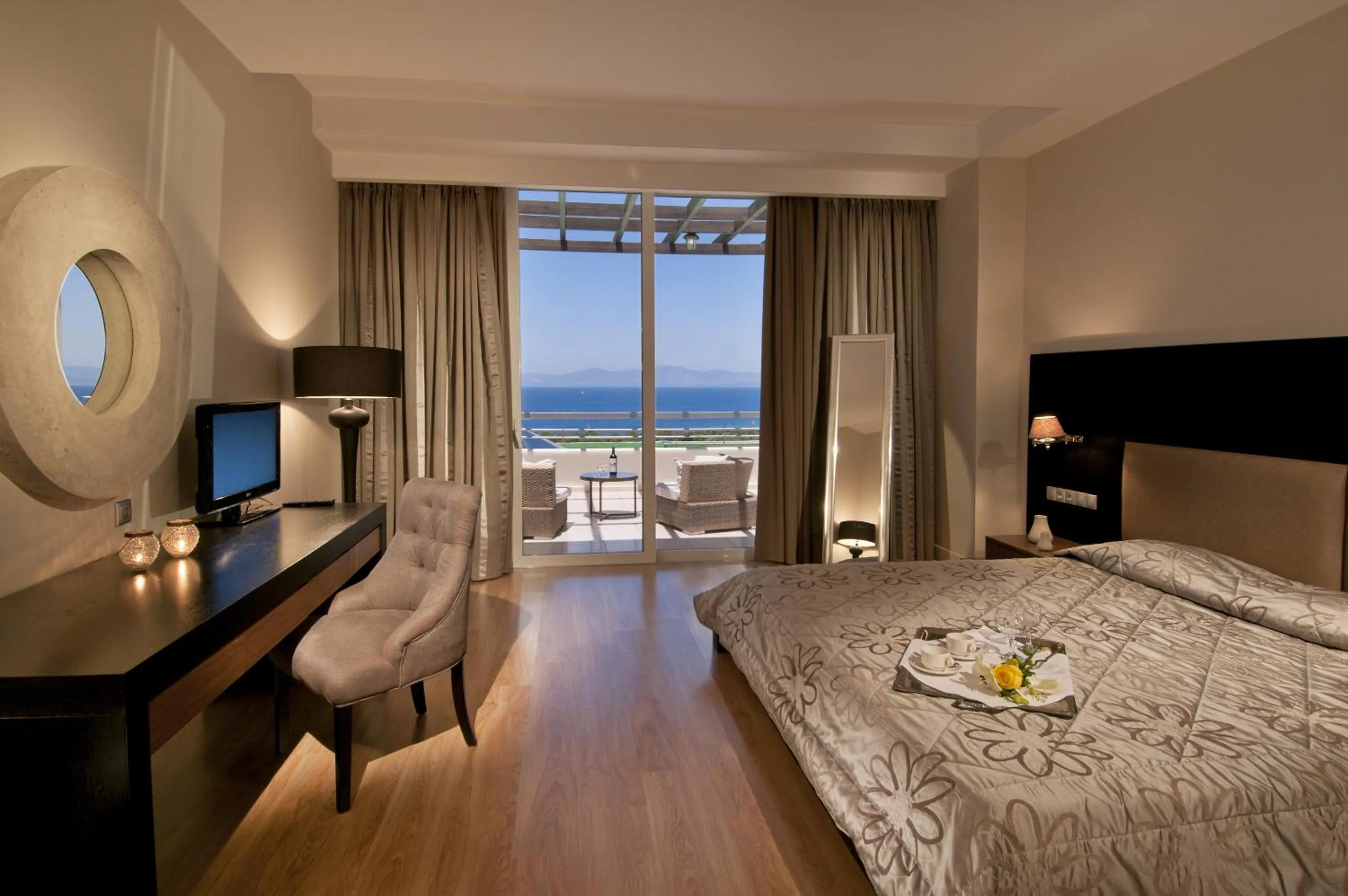 Photo of the whole room, Bed in Kipriotis Panorama Hotel & Suites