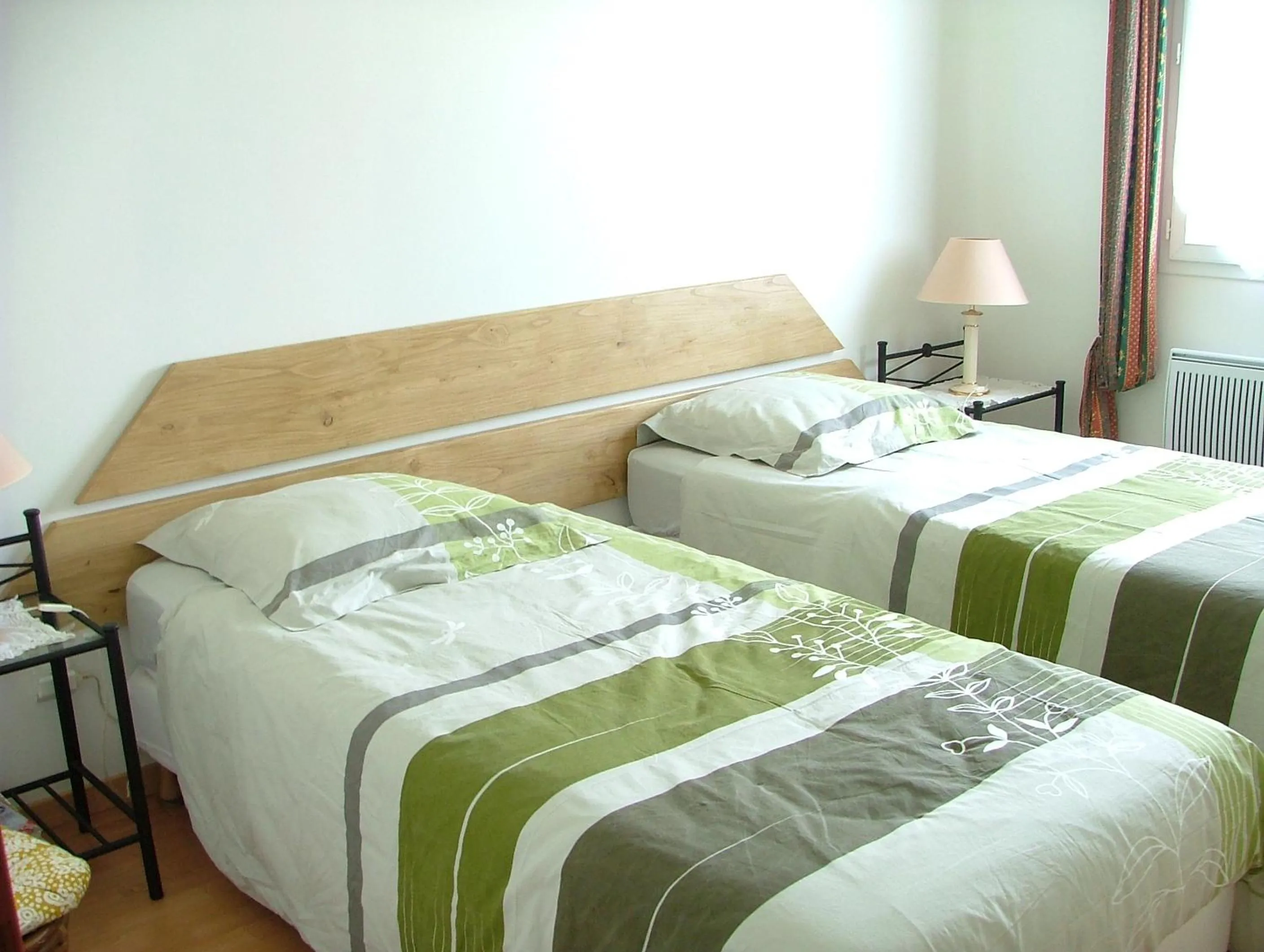 Other, Bed in Les Enselmes