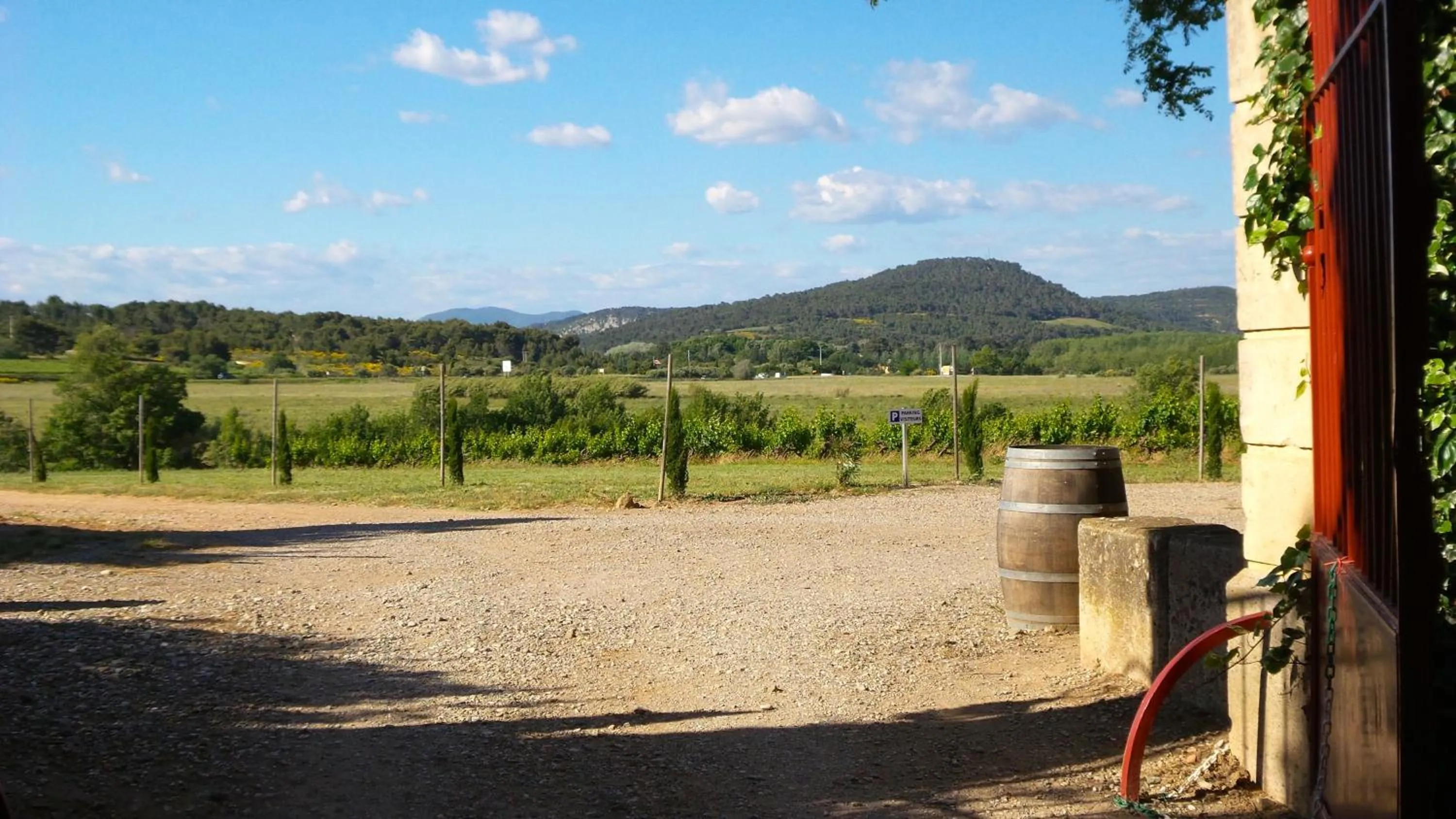 Mountain view in Chateau Le Vergel Authenac