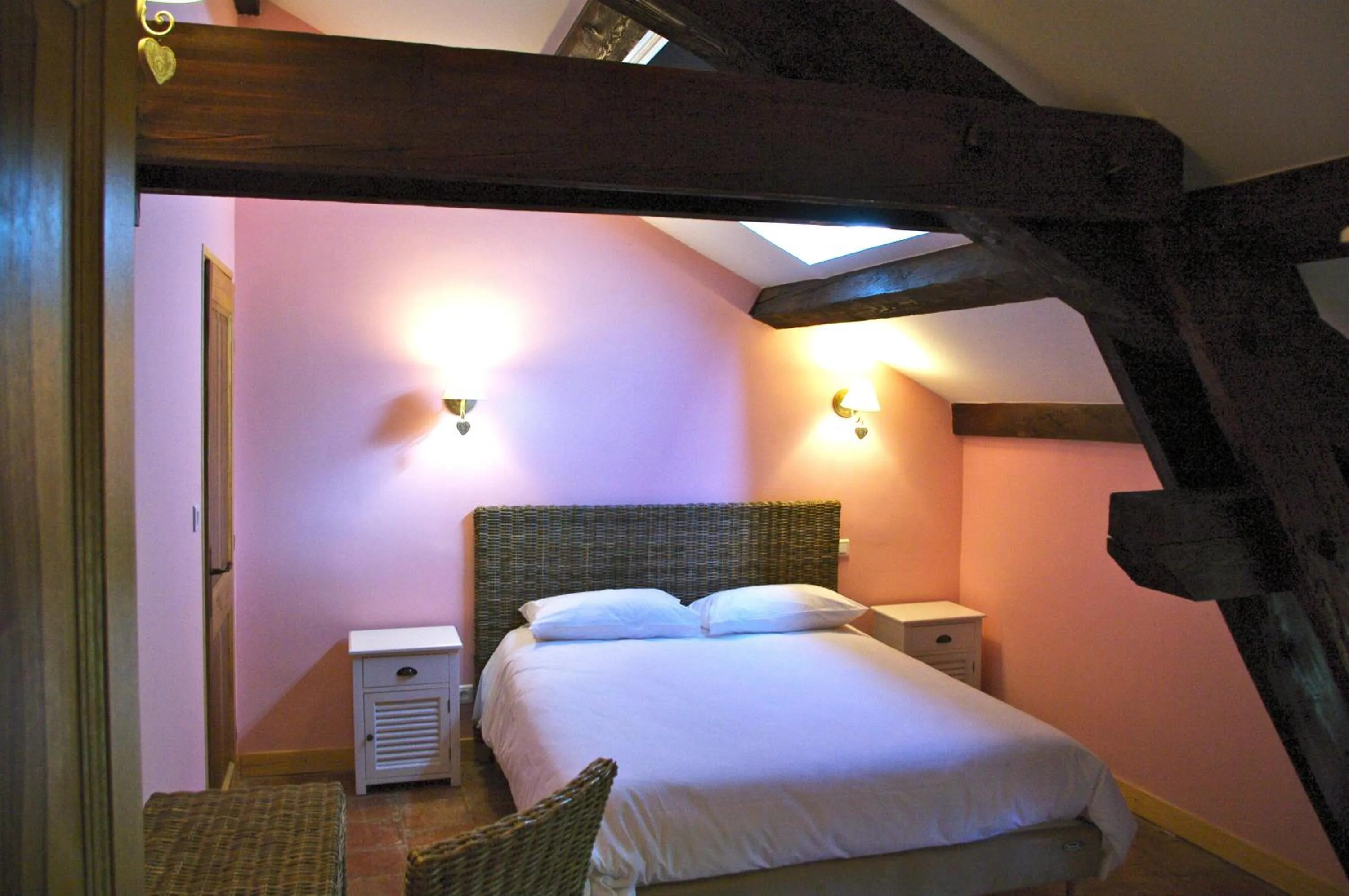 Bedroom in Chateau Le Vergel Authenac