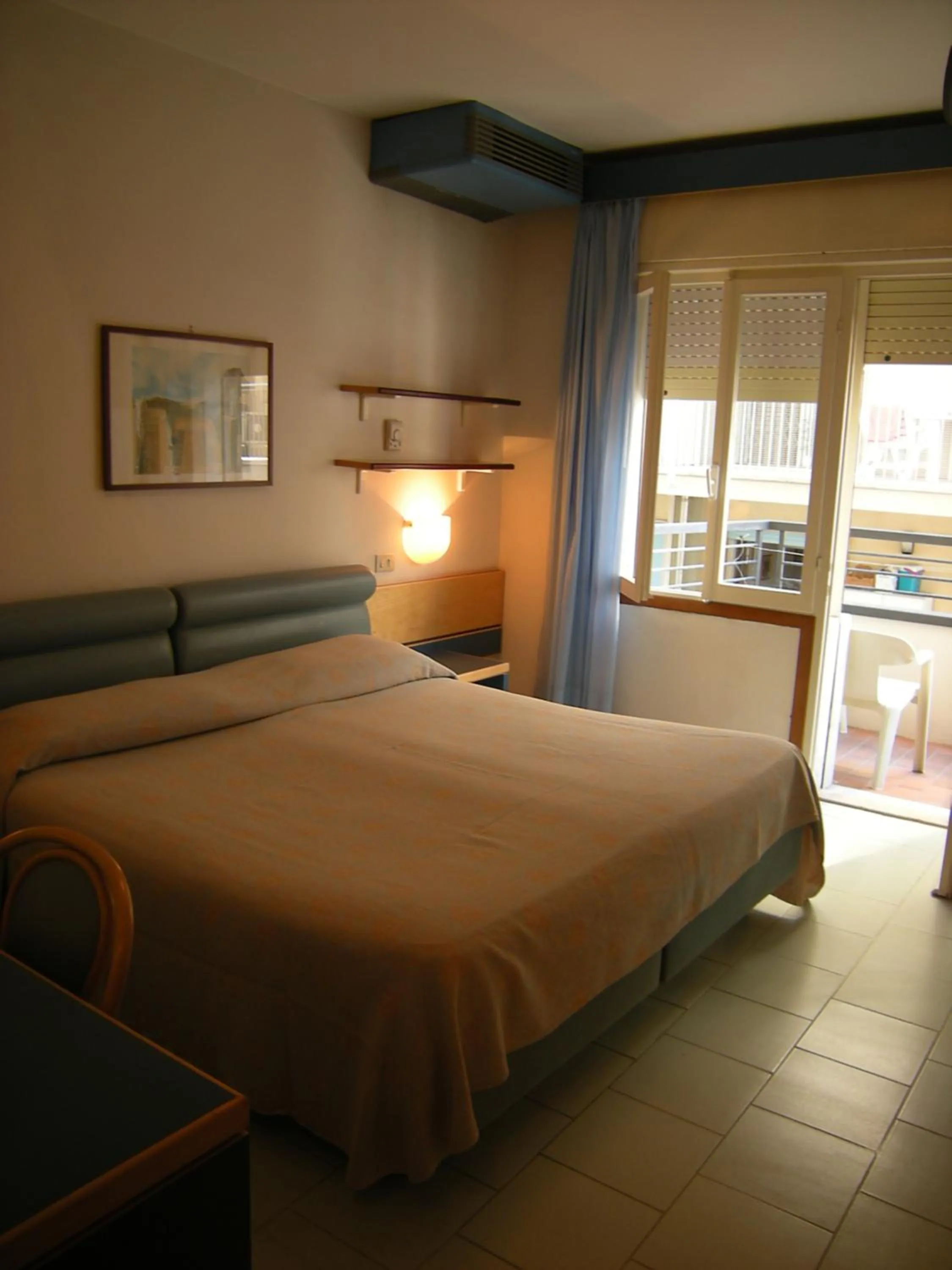 Photo of the whole room, Bed in Hotel Ambasciatori Palace