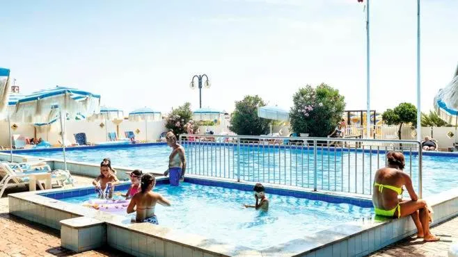 Pool view in Hotel Ambasciatori Palace