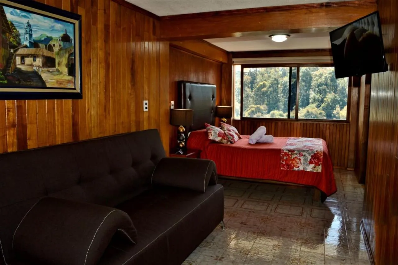 Hotel "La Cabaña de Don Adolfo"