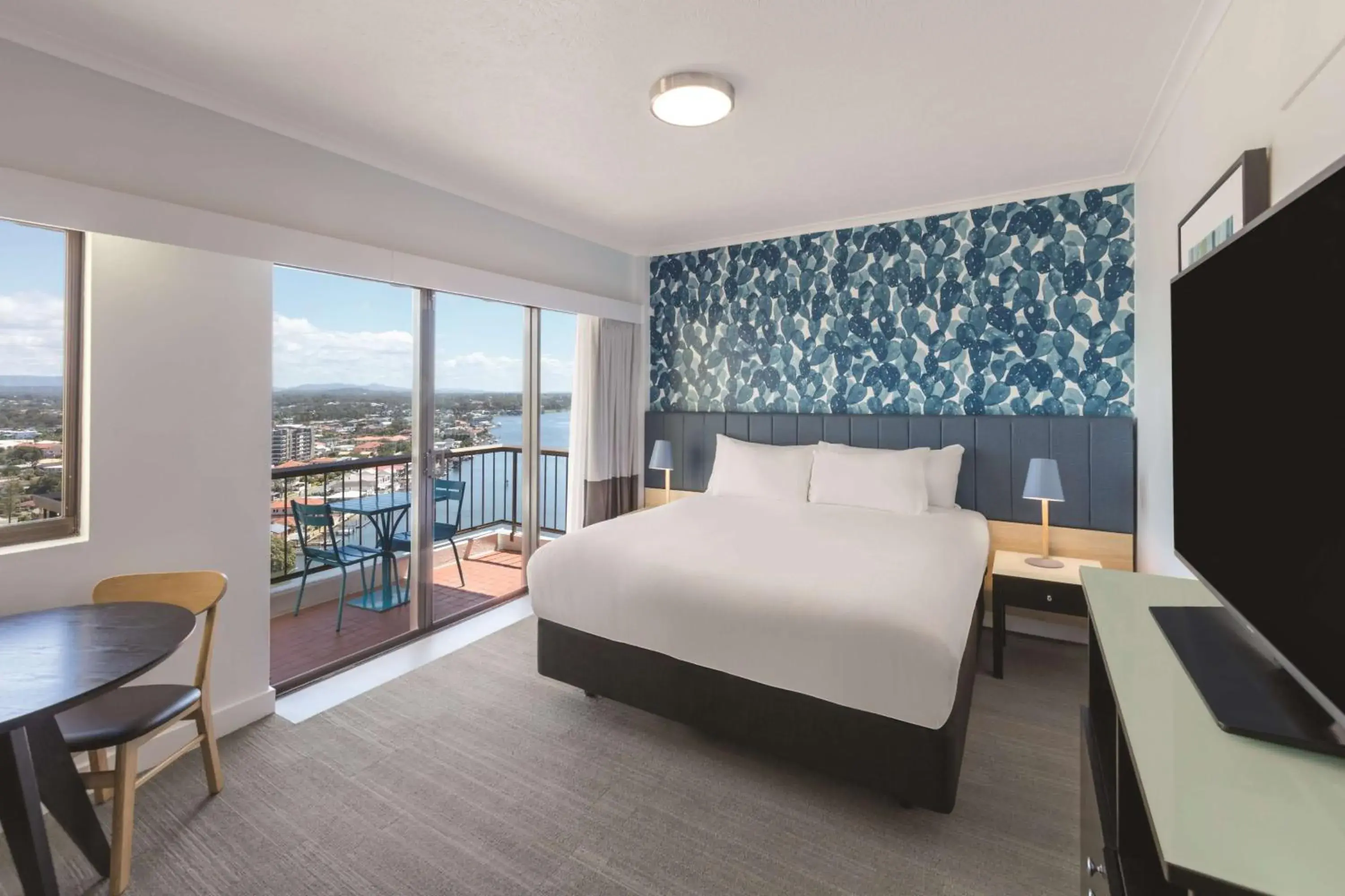 King Club Room - Driftwood Social Club in Vibe Hotel Gold Coast King Club Room - Driftwood Social Club in Vibe Hotel Gold Coast